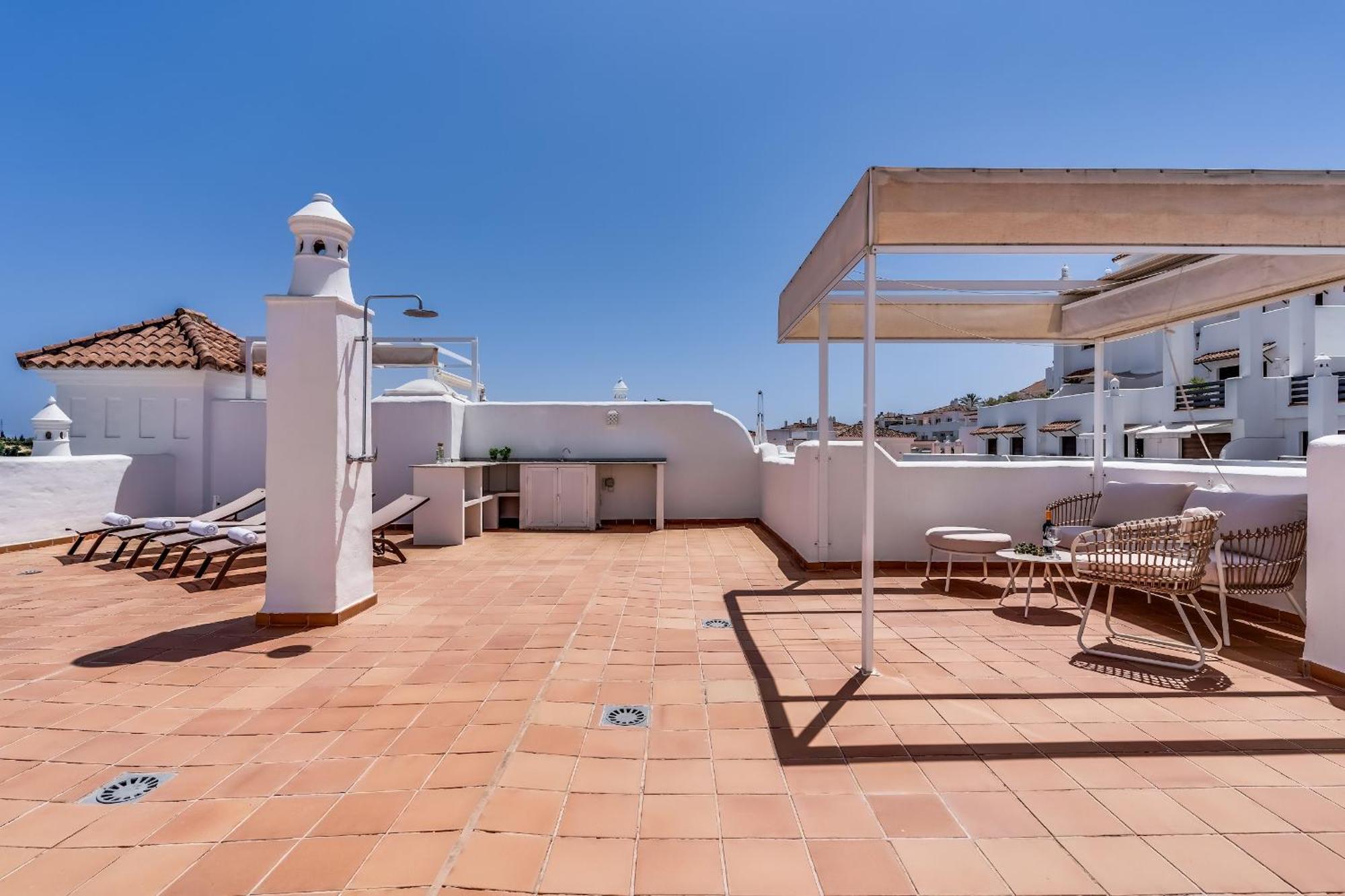 Apartment Nieuw Ingericht Penthouse Met Ruim Dakterras *
