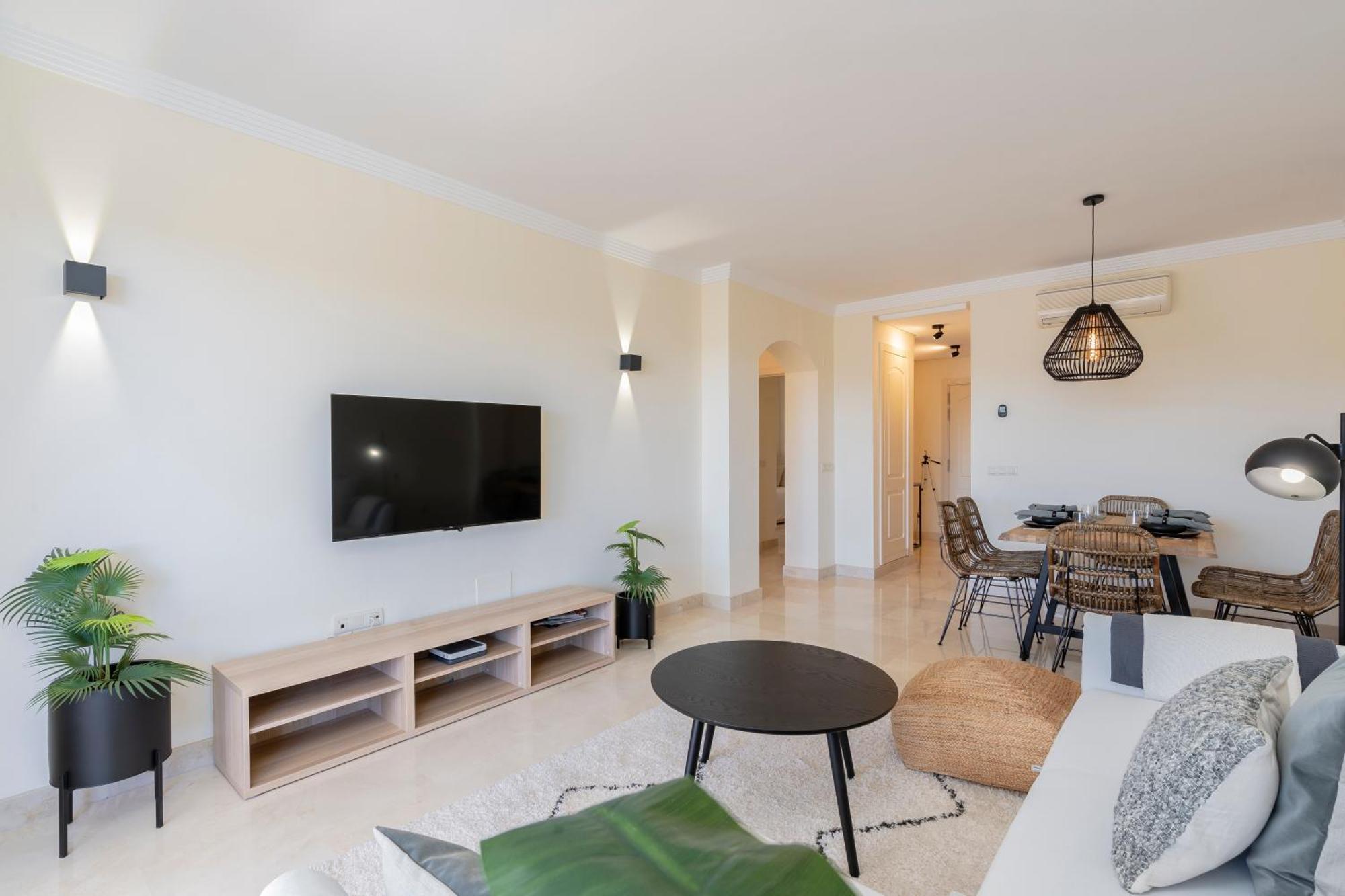 Geweldig Met Uitzicht Dicht Bij Zee. Apartment Estepona