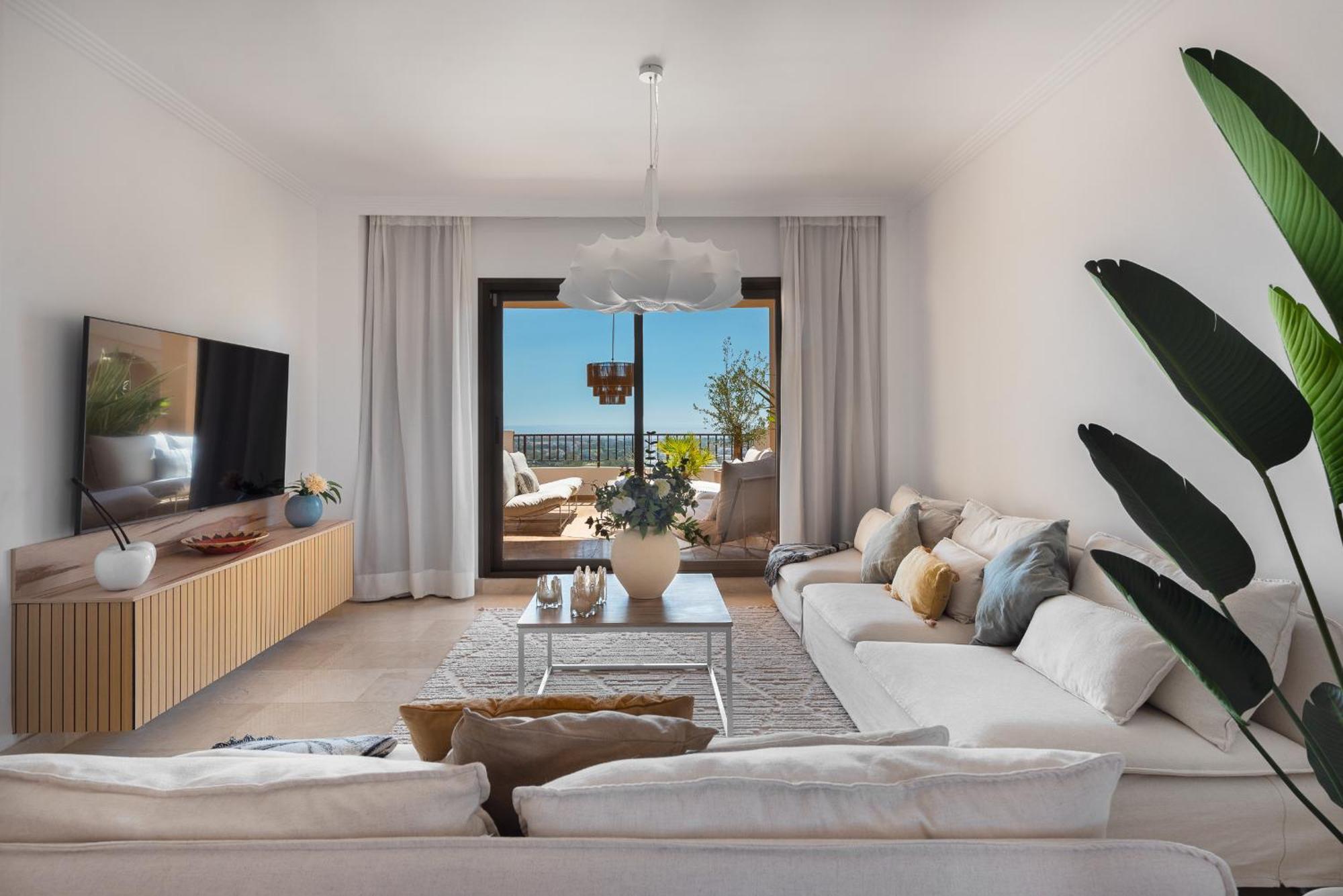 Elegant 3-bedroom With Incredible Sea Views Apartment Estepona