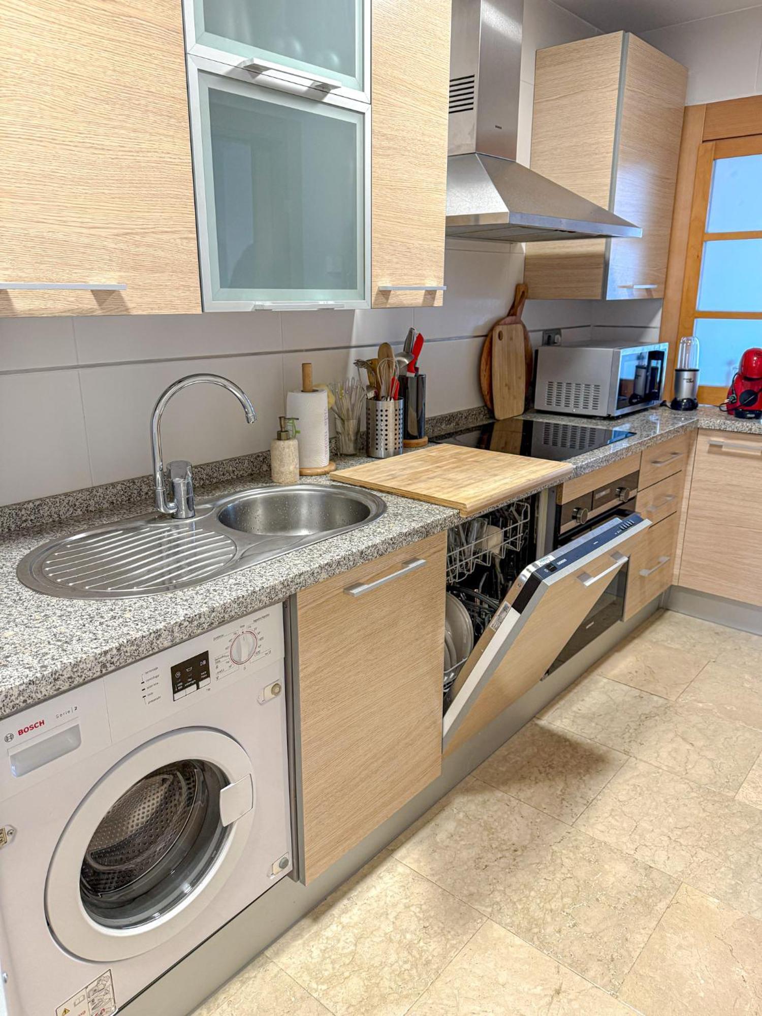 Sea And Mountain View With 4 Pools Apartamento Estepona