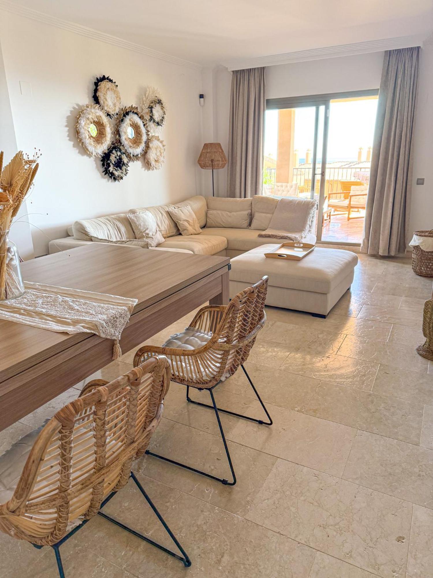 Sea And Mountain View With 4 Pools Apartamento