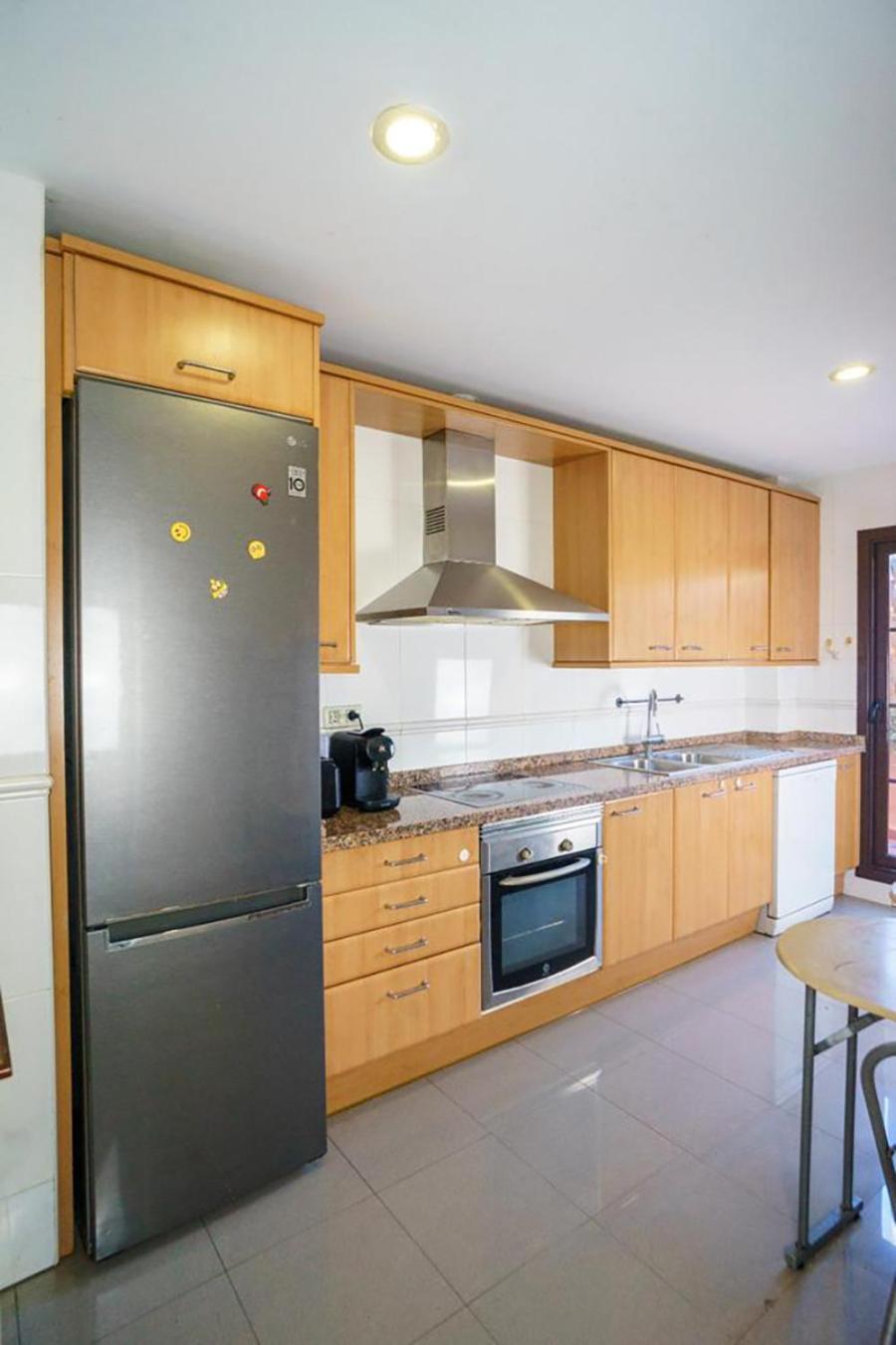 Stunning 3br In Hacienda Del Sol & Pool Apartment