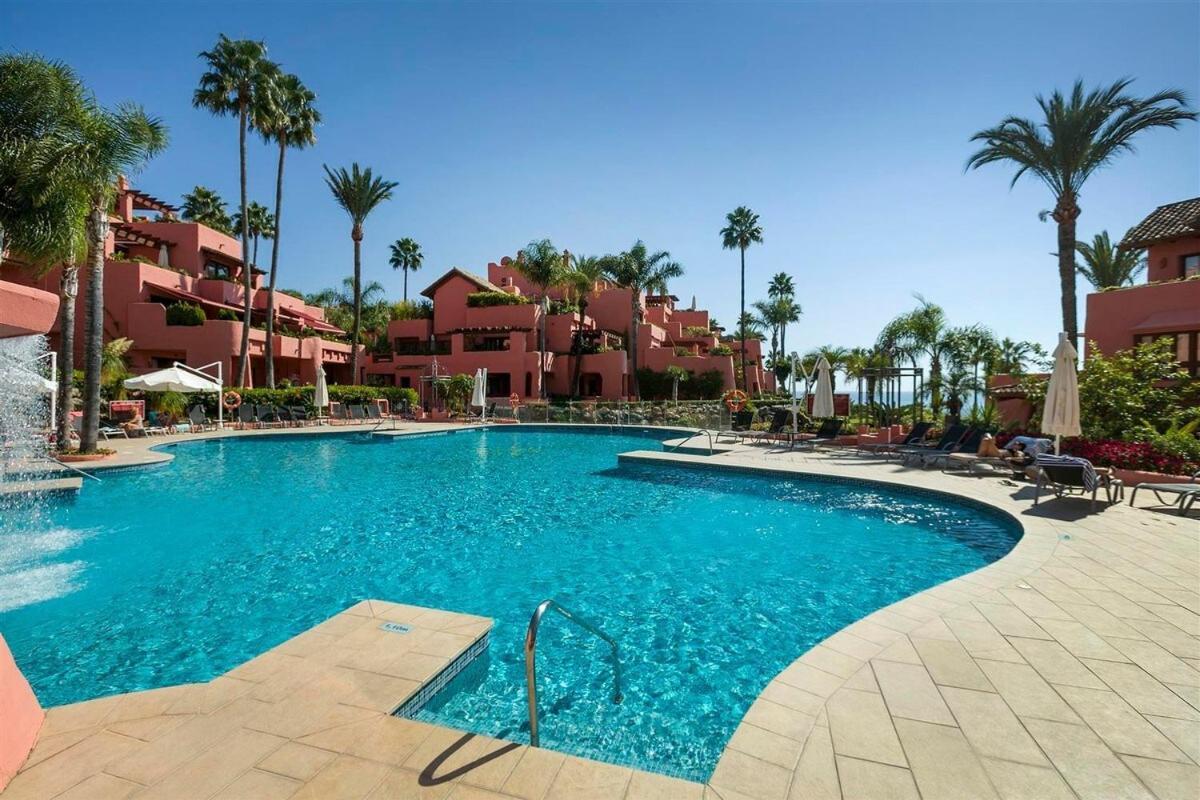 Apartment Frontline Luxury Ground Floor Estepona