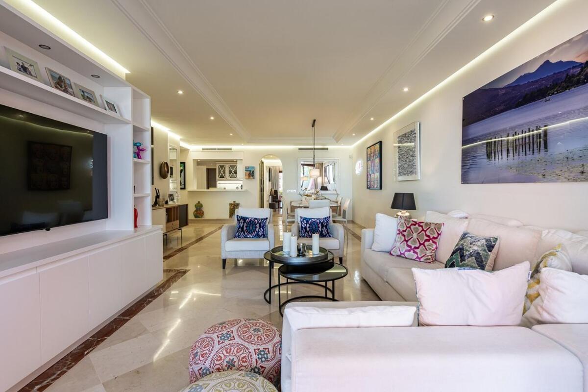 Apartment Frontline Luxury Ground Floor Estepona