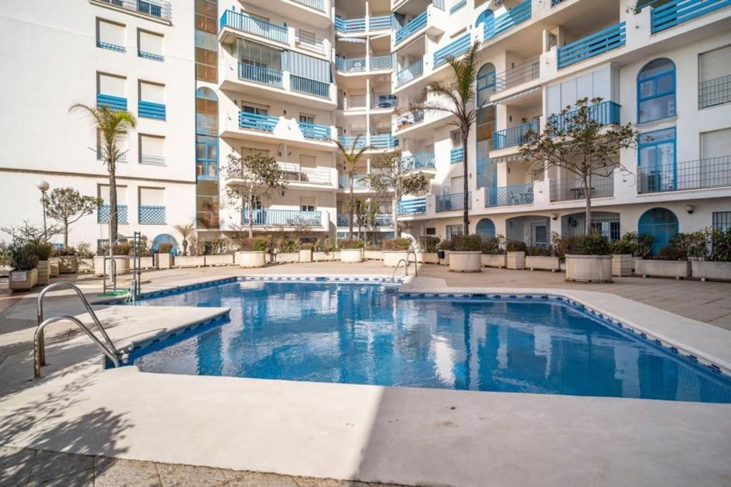 Apartment 2 Bed Sea View Perfect Location Estepona
