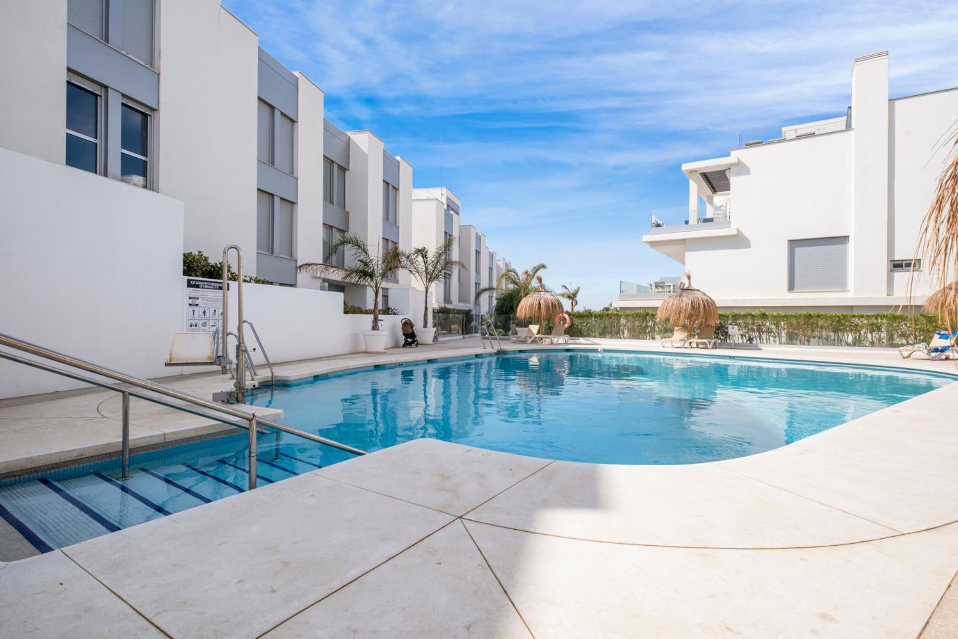 Cancelada Stunning Penthouse By Costarentals - Ref M37