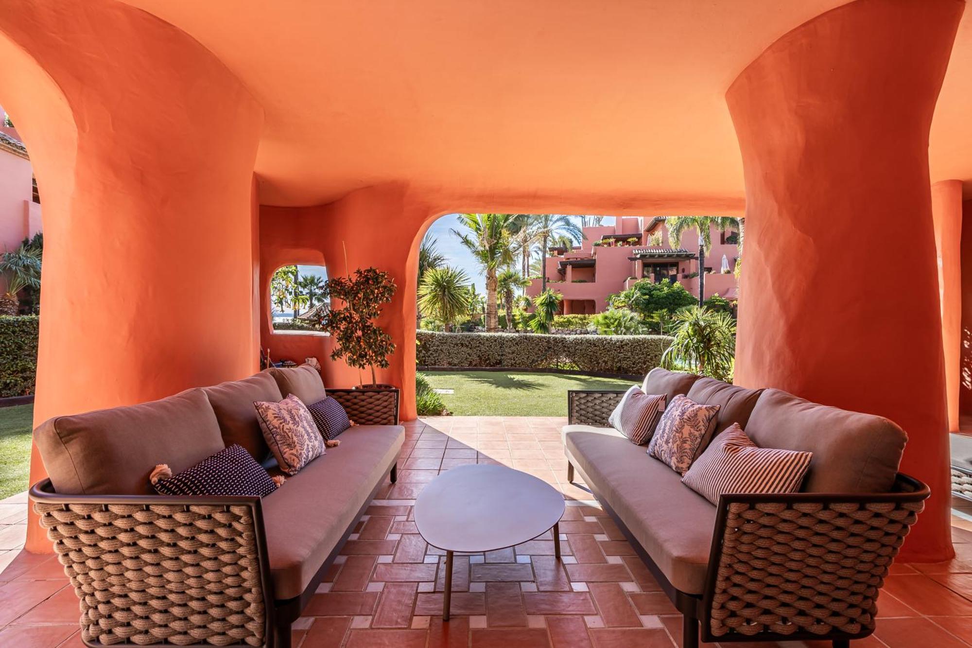 Ground Floor Luxurious Apartment Estepona