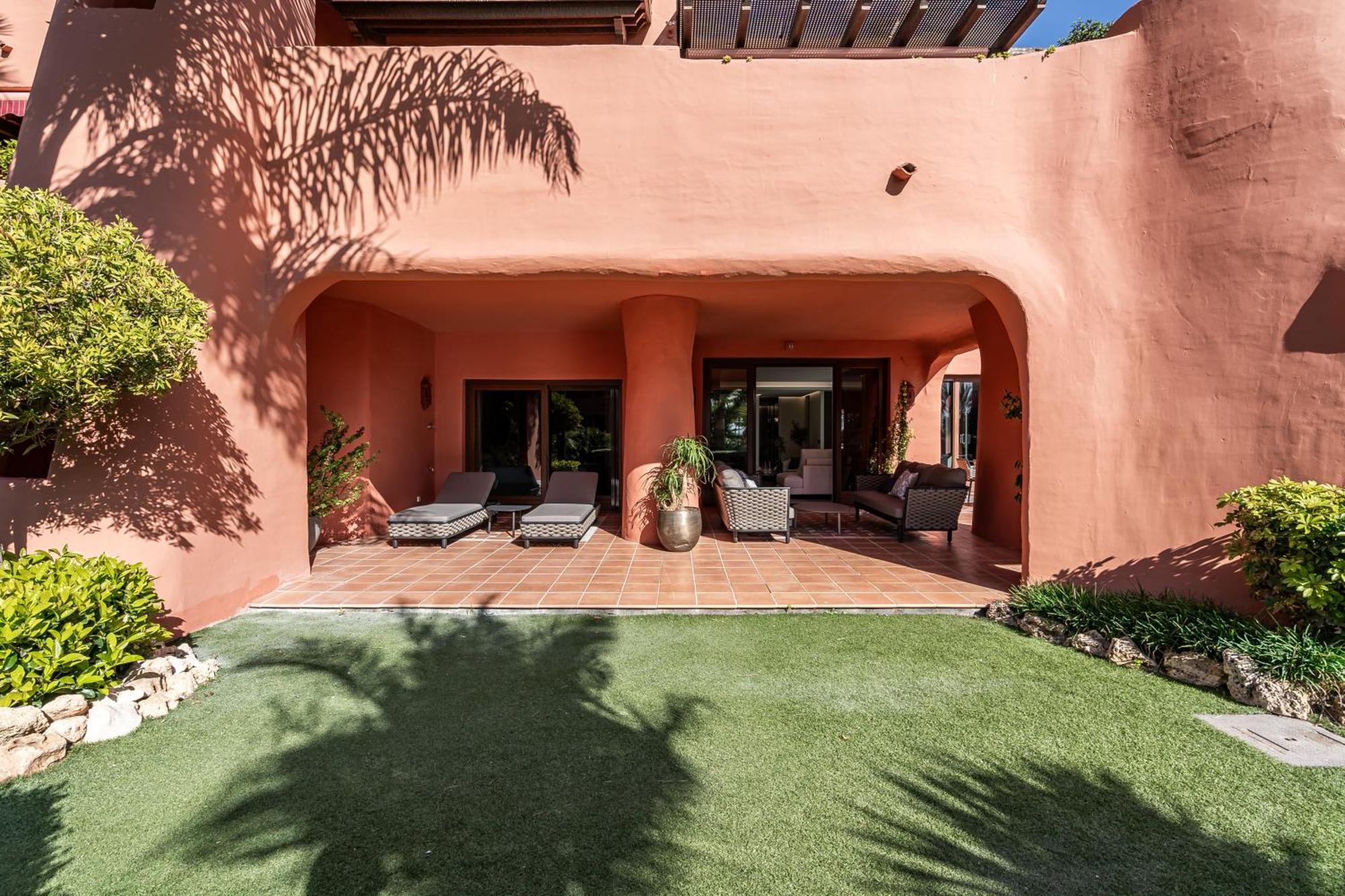 Ground Floor Luxurious *