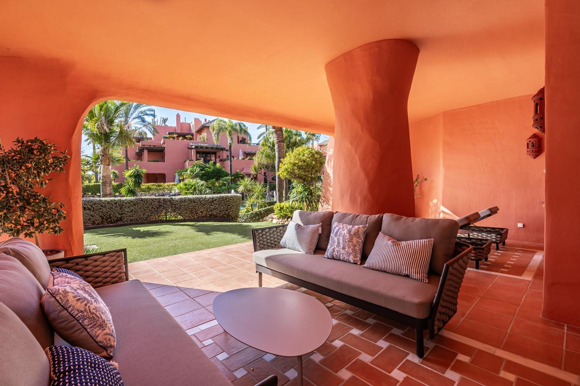 Apartment Ground Floor Luxurious *