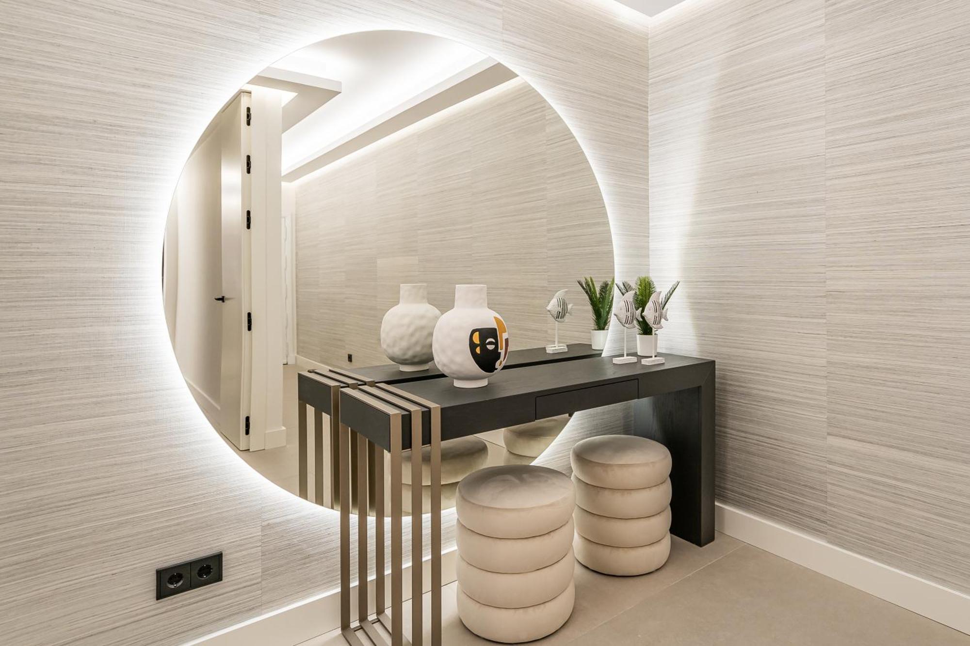 Ground Floor Luxurious Apartment *