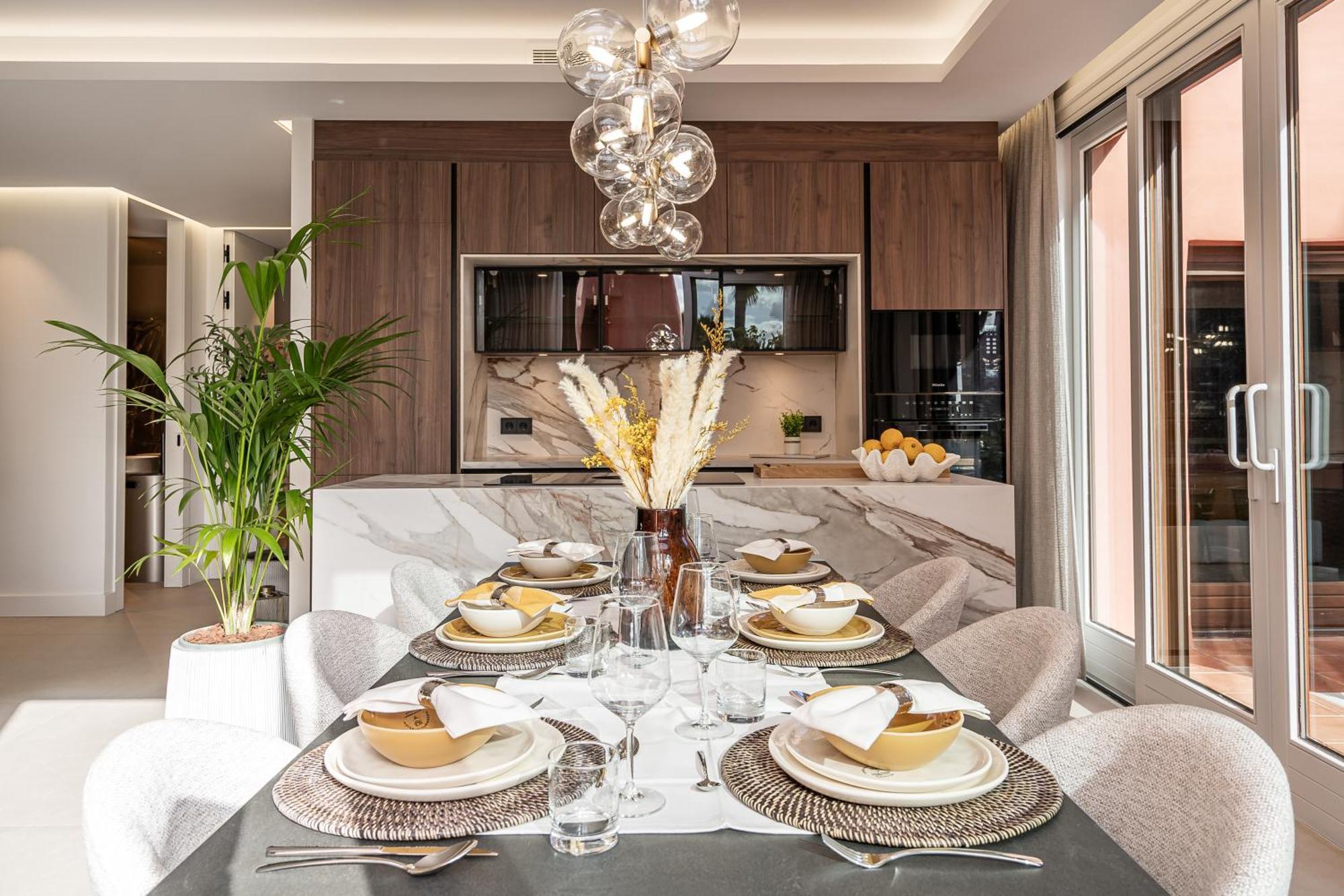 Ground Floor Luxurious Apartment *
