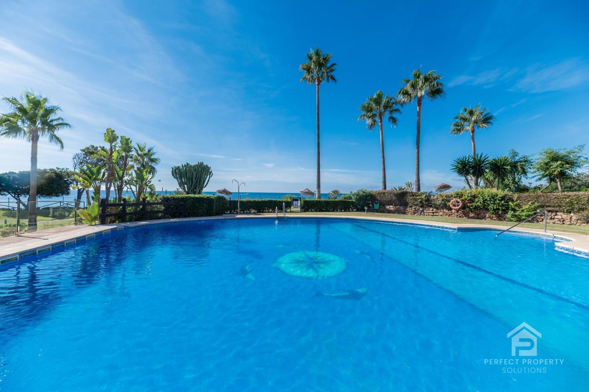 Casa Africa - Exclusive 2br By The Sea With Pool * Estepona