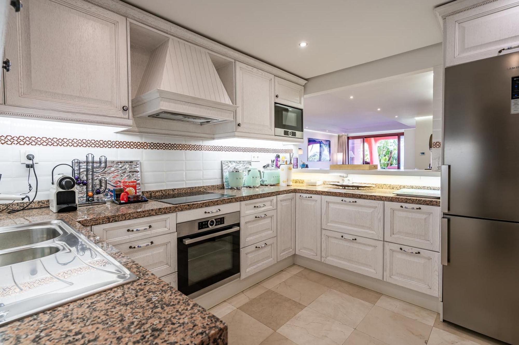 Frontline Luxury Ground Floor *