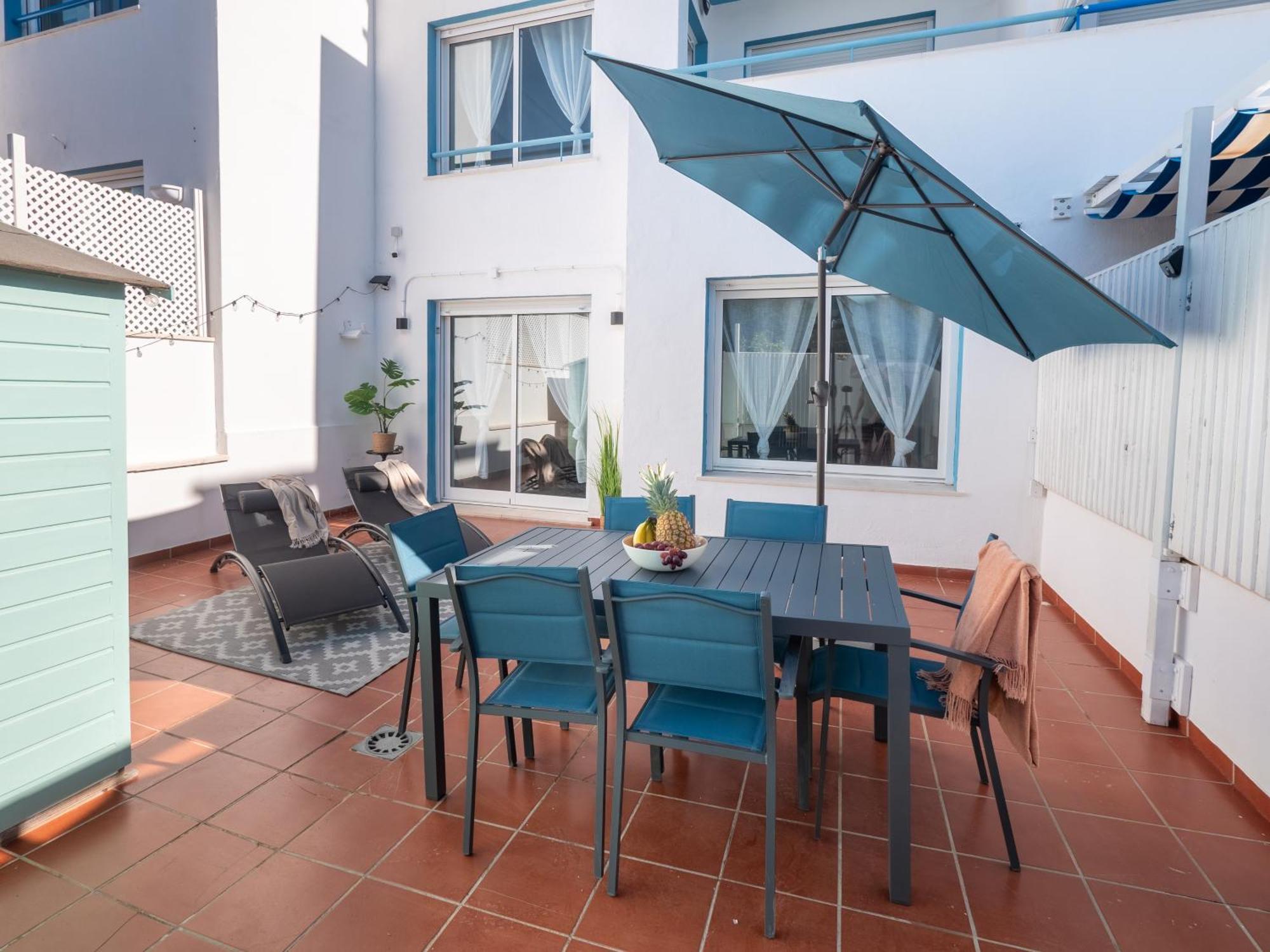 Family Fairways I Spacious 4-bedroom Townhouse Near & Golf, Estepona