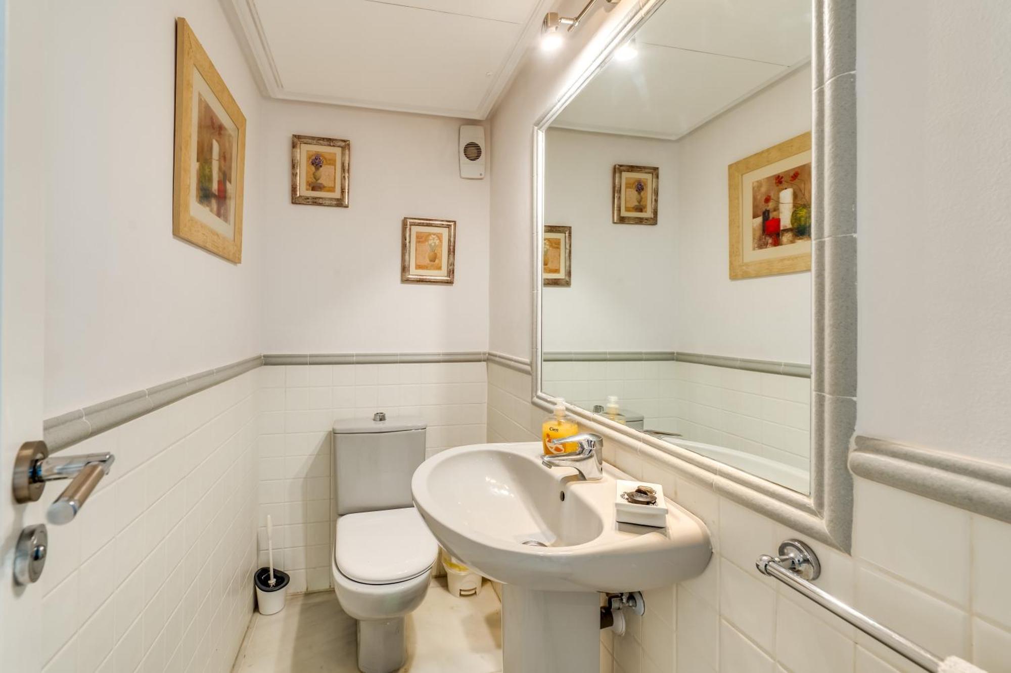Dominion Beach Apartment * Estepona