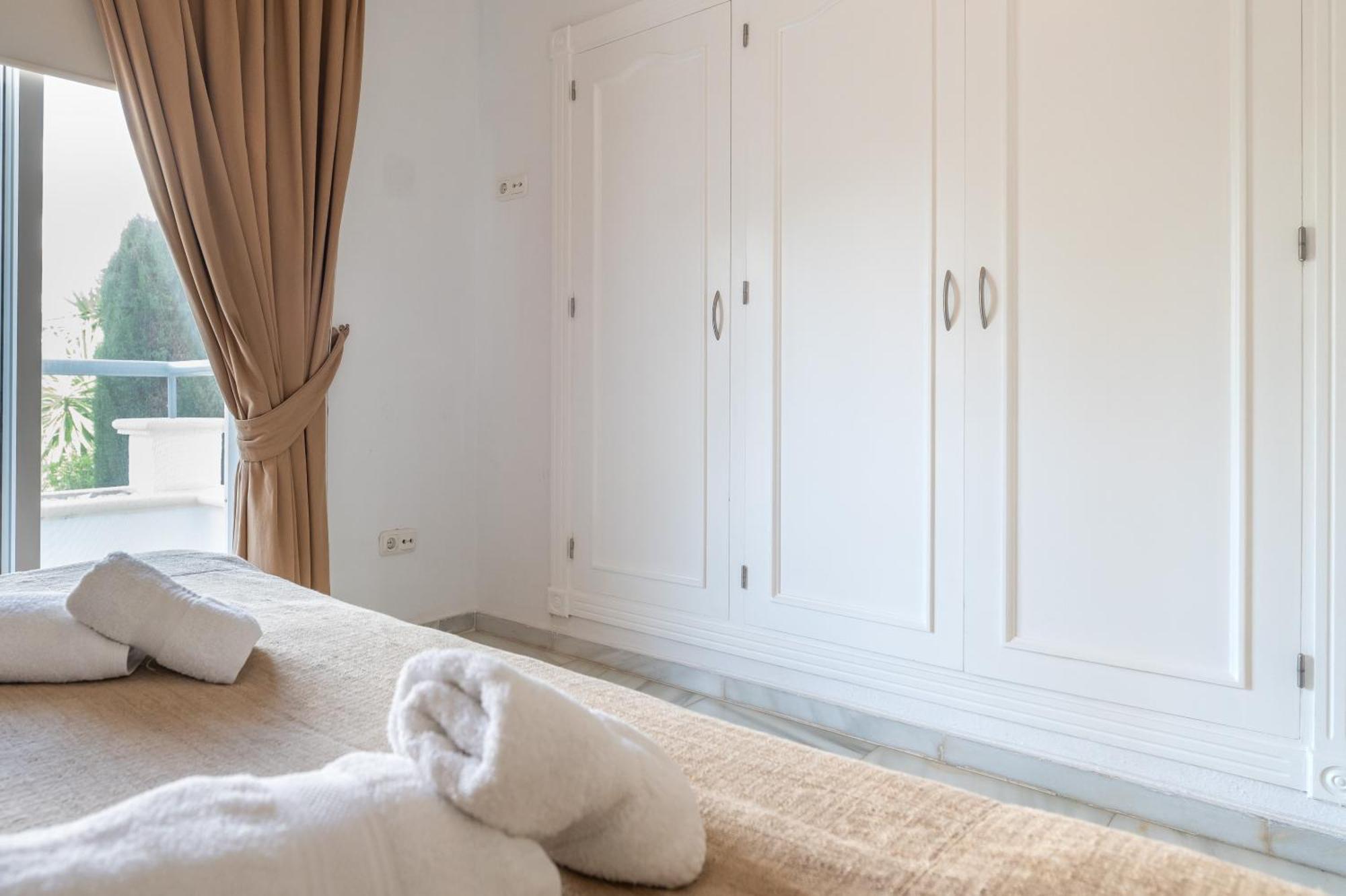 Dominion Beach Apartment * Estepona