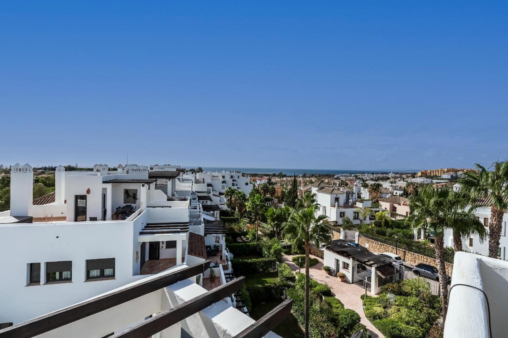 Prachtig Penthouse Met Jacuzzi Estepona