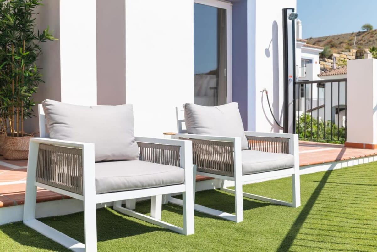 Paraiso Pueblo Deluxe Family Pools Gym Apartment