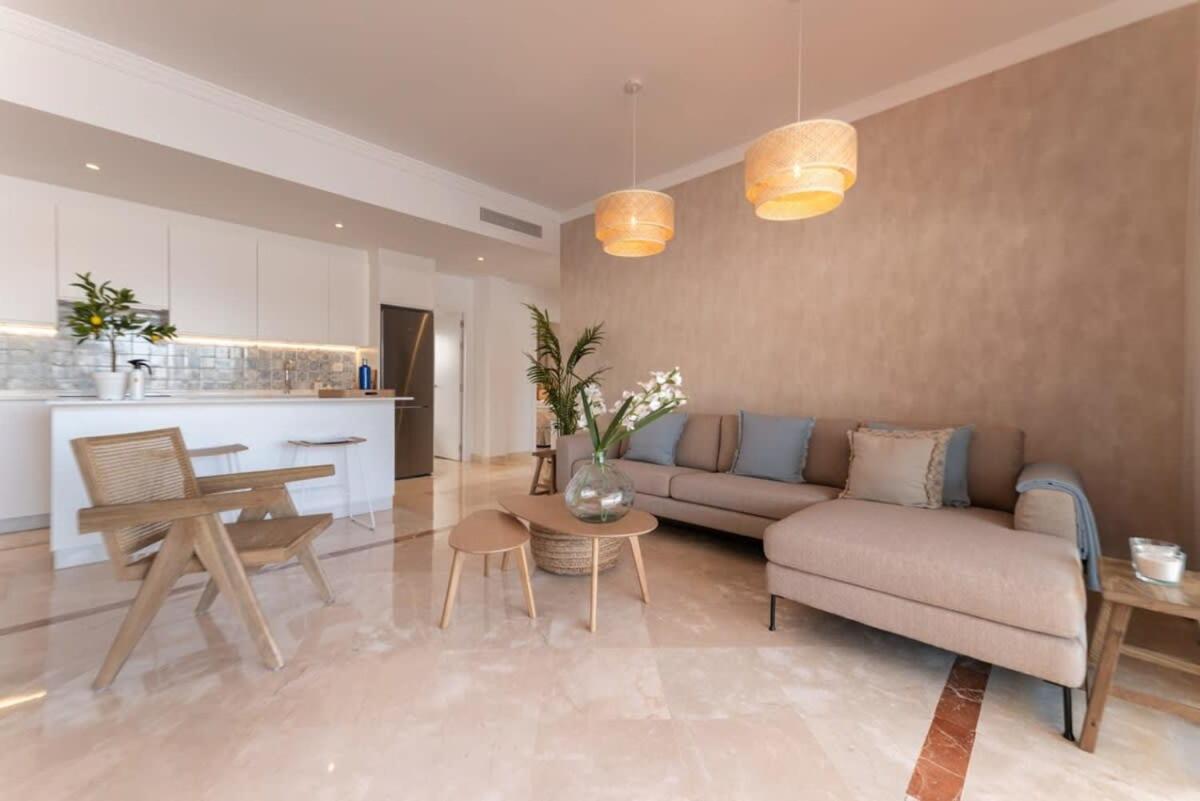 Paraiso Pueblo Deluxe Family Pools Gym Apartment *