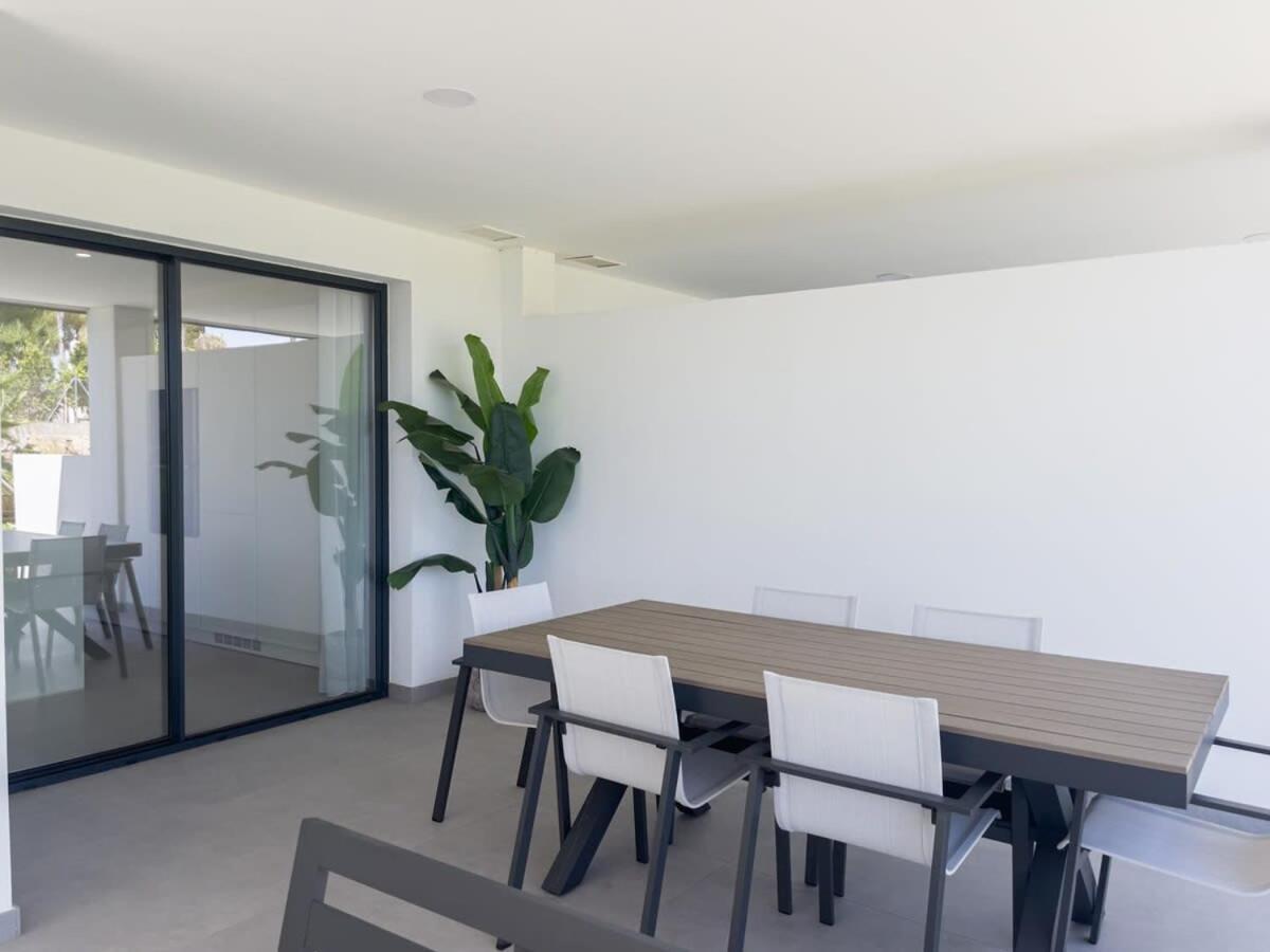 Mirador Hills Luxury Hills Gym Pools Restaurants Apartment *
