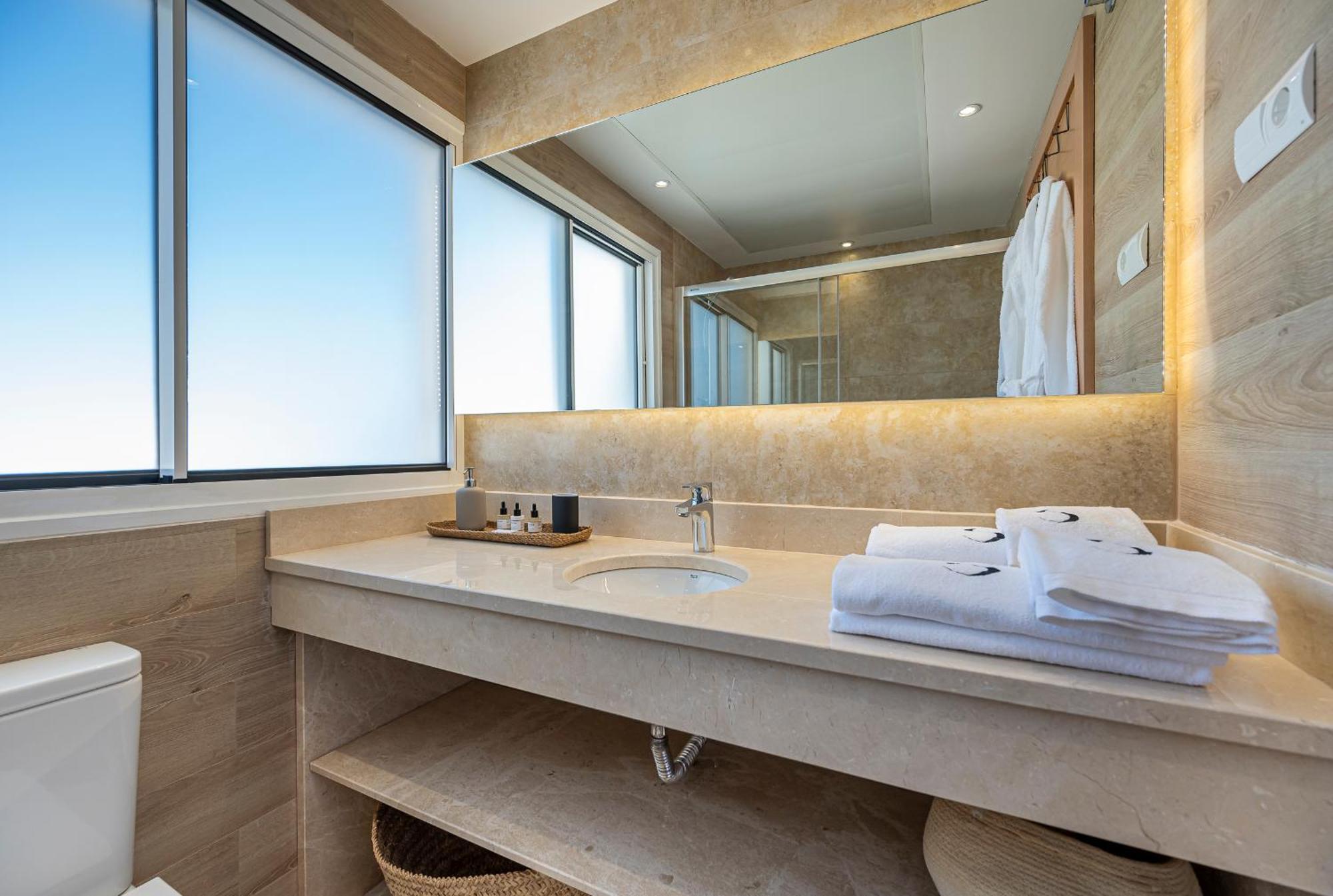 Apartment Bossa Boutique - Espacioso Atico 2 Estepona