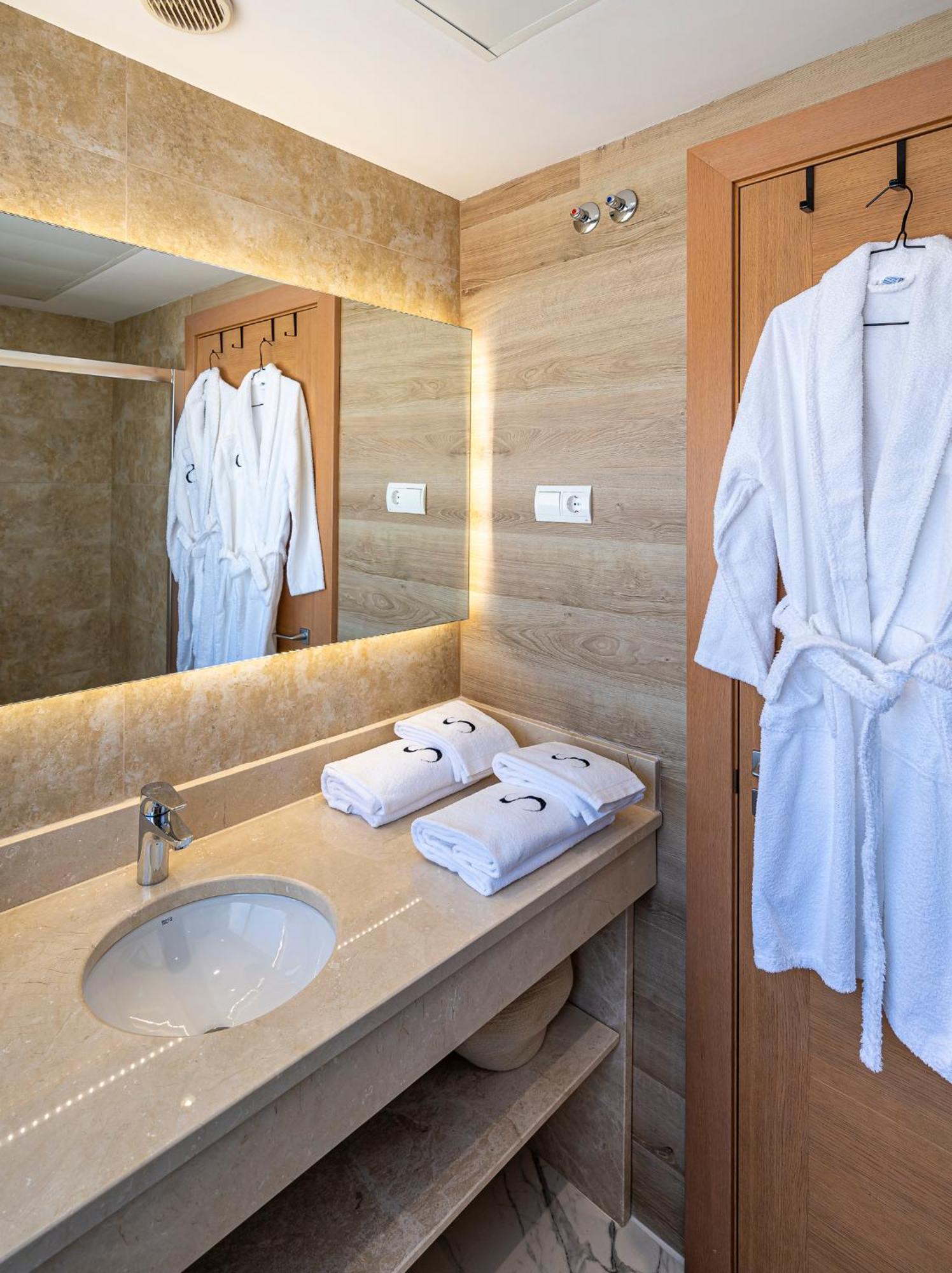 Apartment Bossa Boutique - Espacioso Atico 2 Estepona