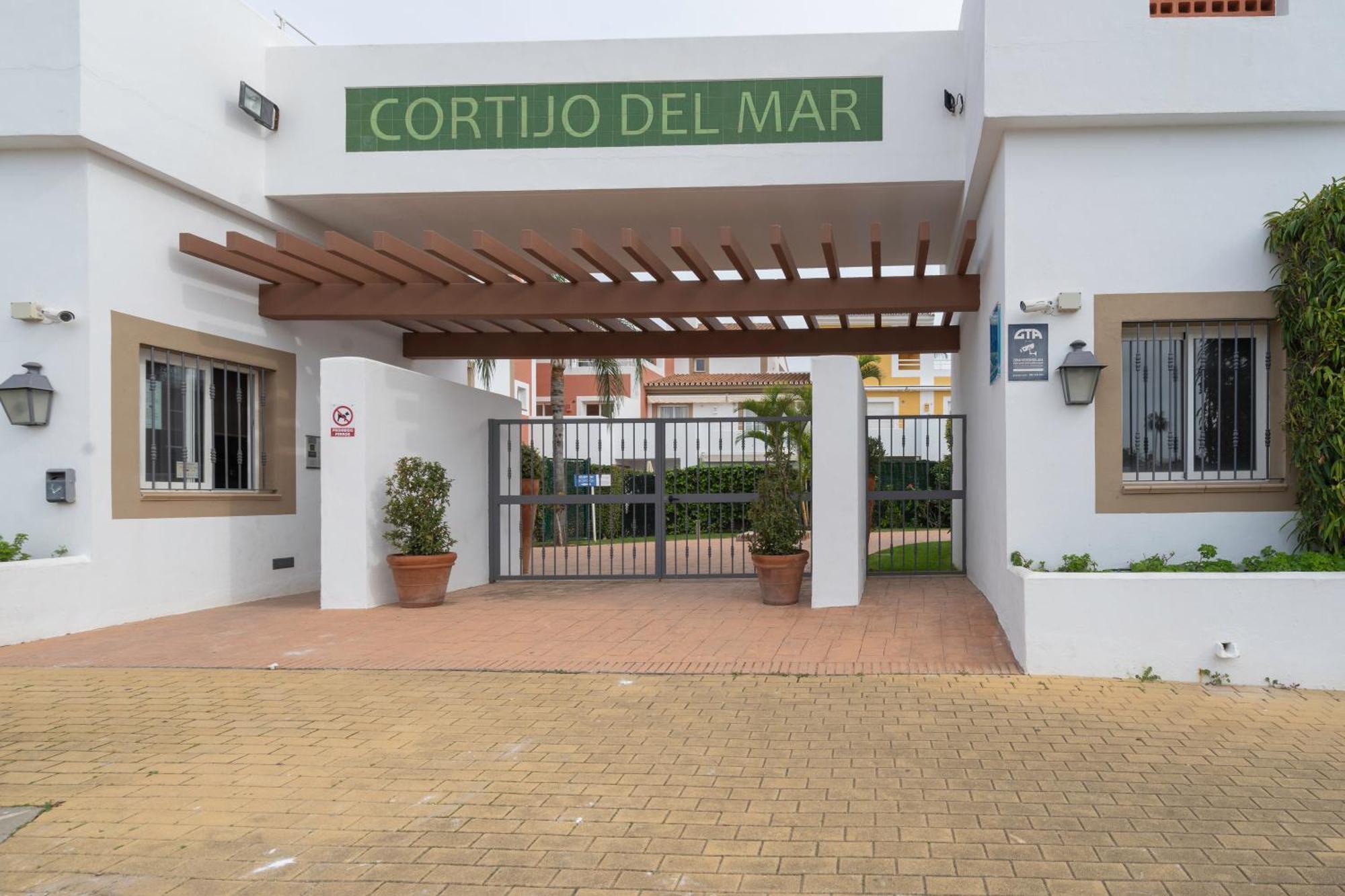 Cortijo Del Mar Penthouse Apartment *