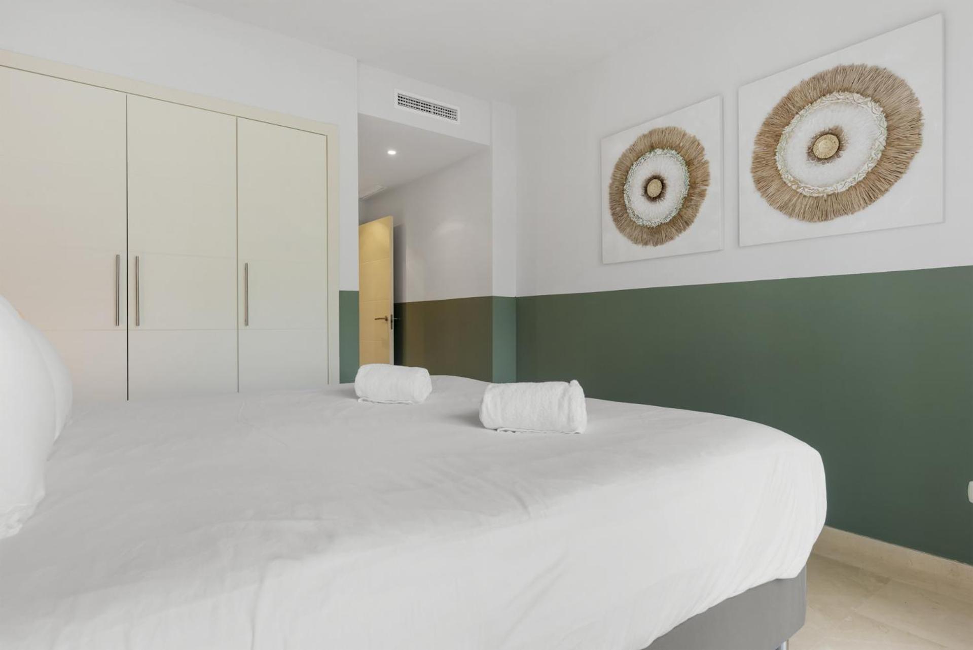 Apartment Vivi Homes - Casa Sereno Pool, Terrace & Garden Estepona
