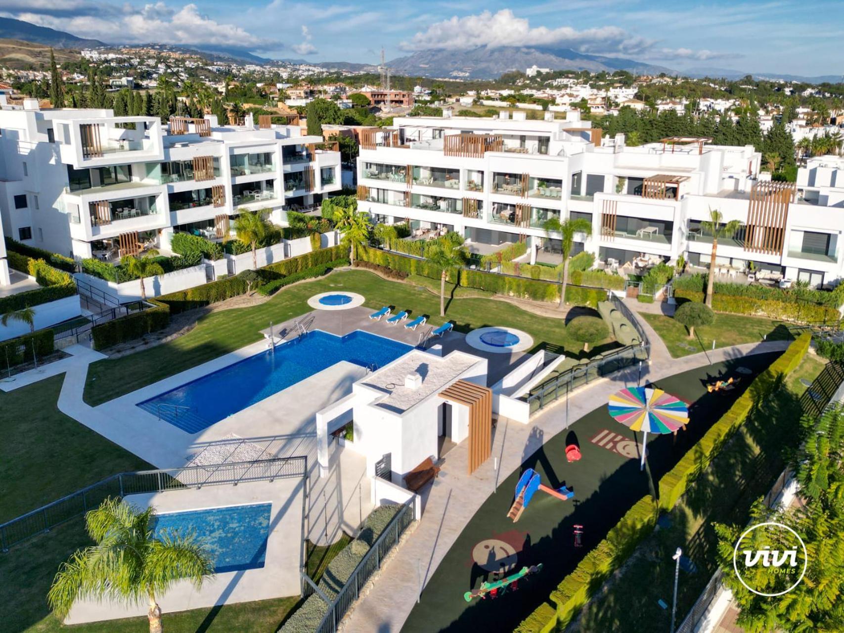 Apartment Vivi Homes - Sublime Close To The Beach, Garden, Pool & Hot Tub Estepona