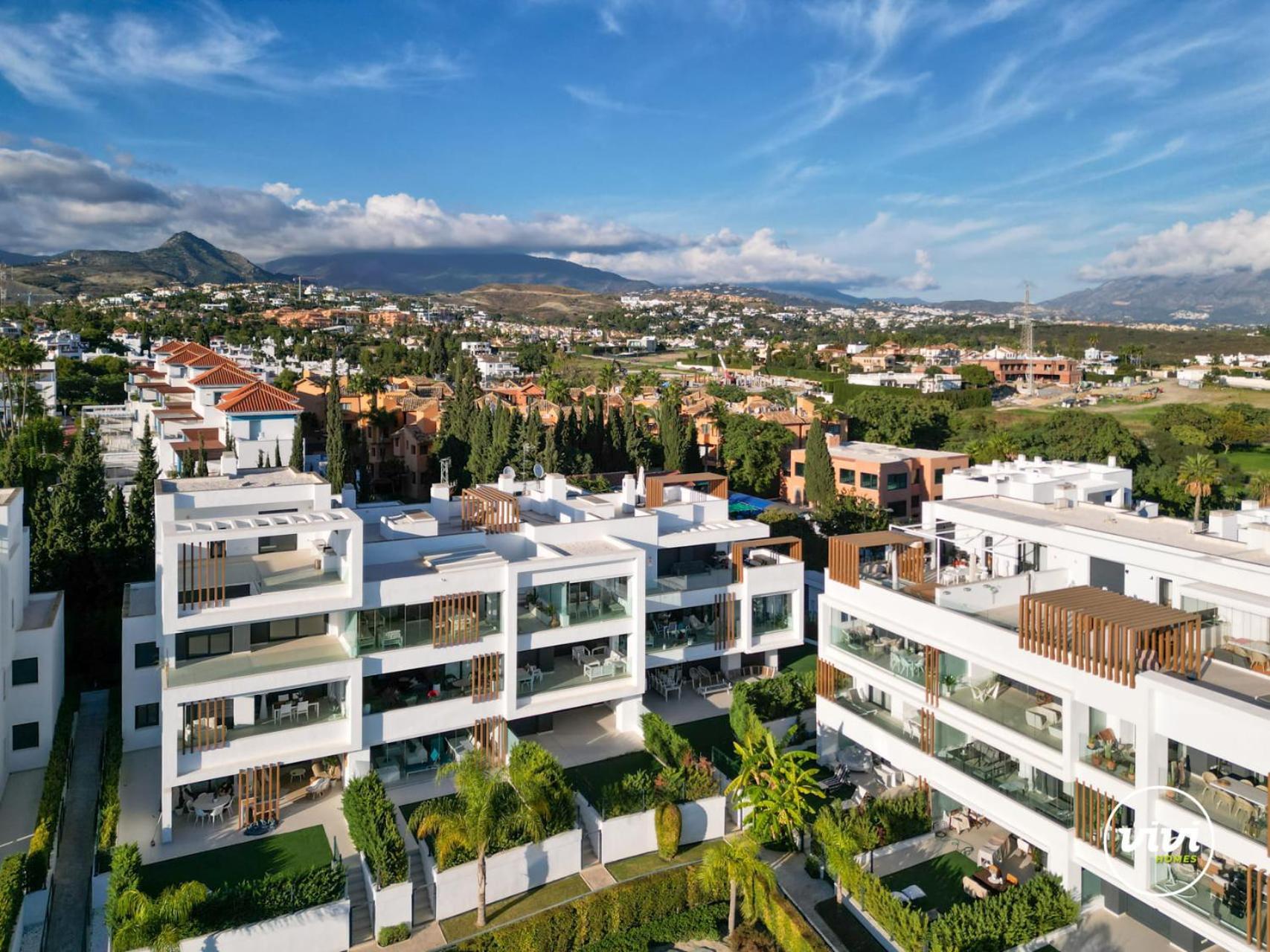 Apartment Vivi Homes - Sublime Close To The Beach, Garden, Pool & Hot Tub Estepona