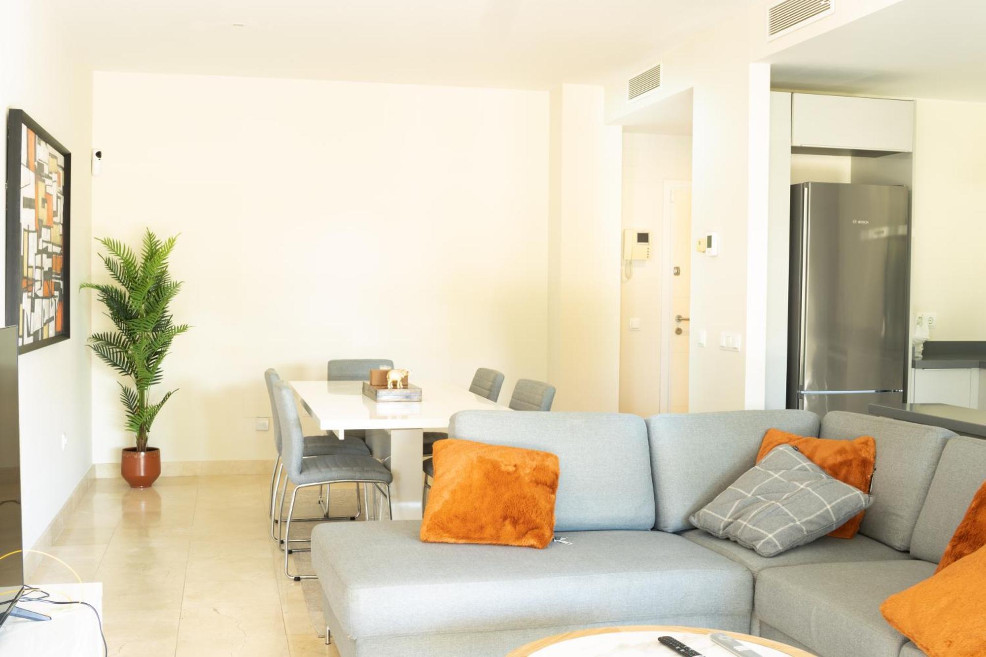 Apartment Bajo Encantador Y Familiar En Benahavis *