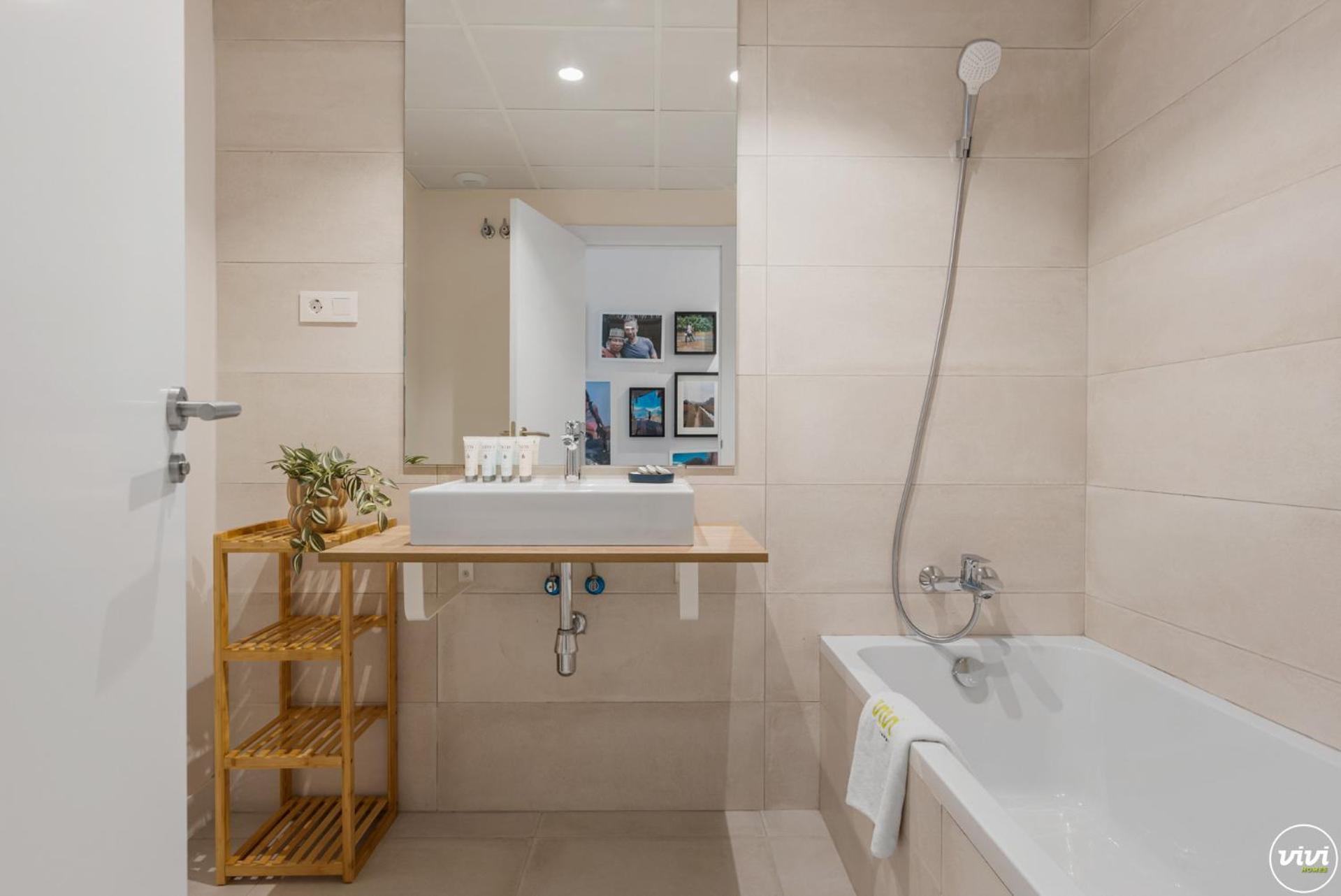Vivi Homes - Eros Luxury, Pool, Sauna, Gym & Terrace * Estepona