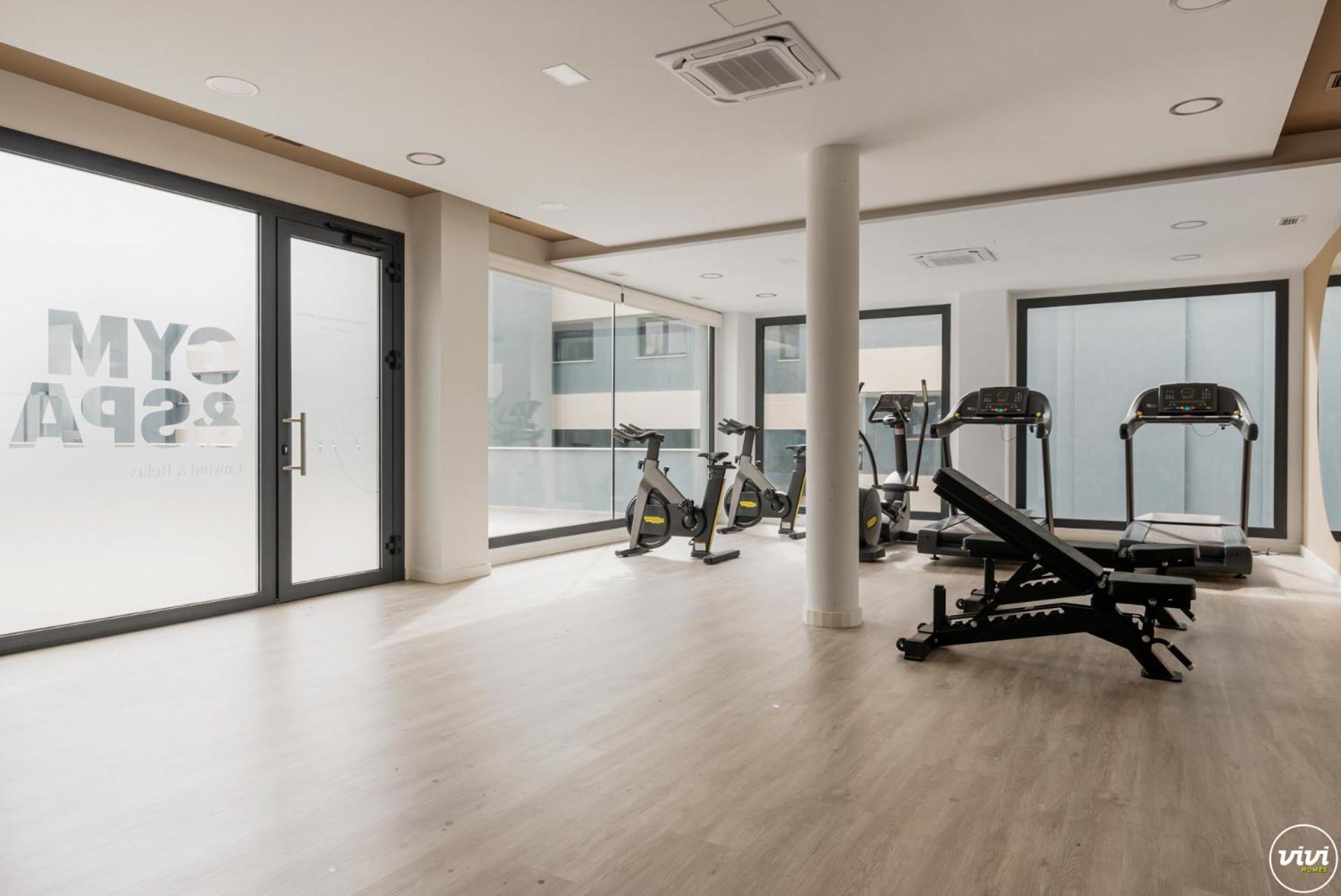 Vivi Homes - Eros Luxury, Pool, Sauna, Gym & Terrace *