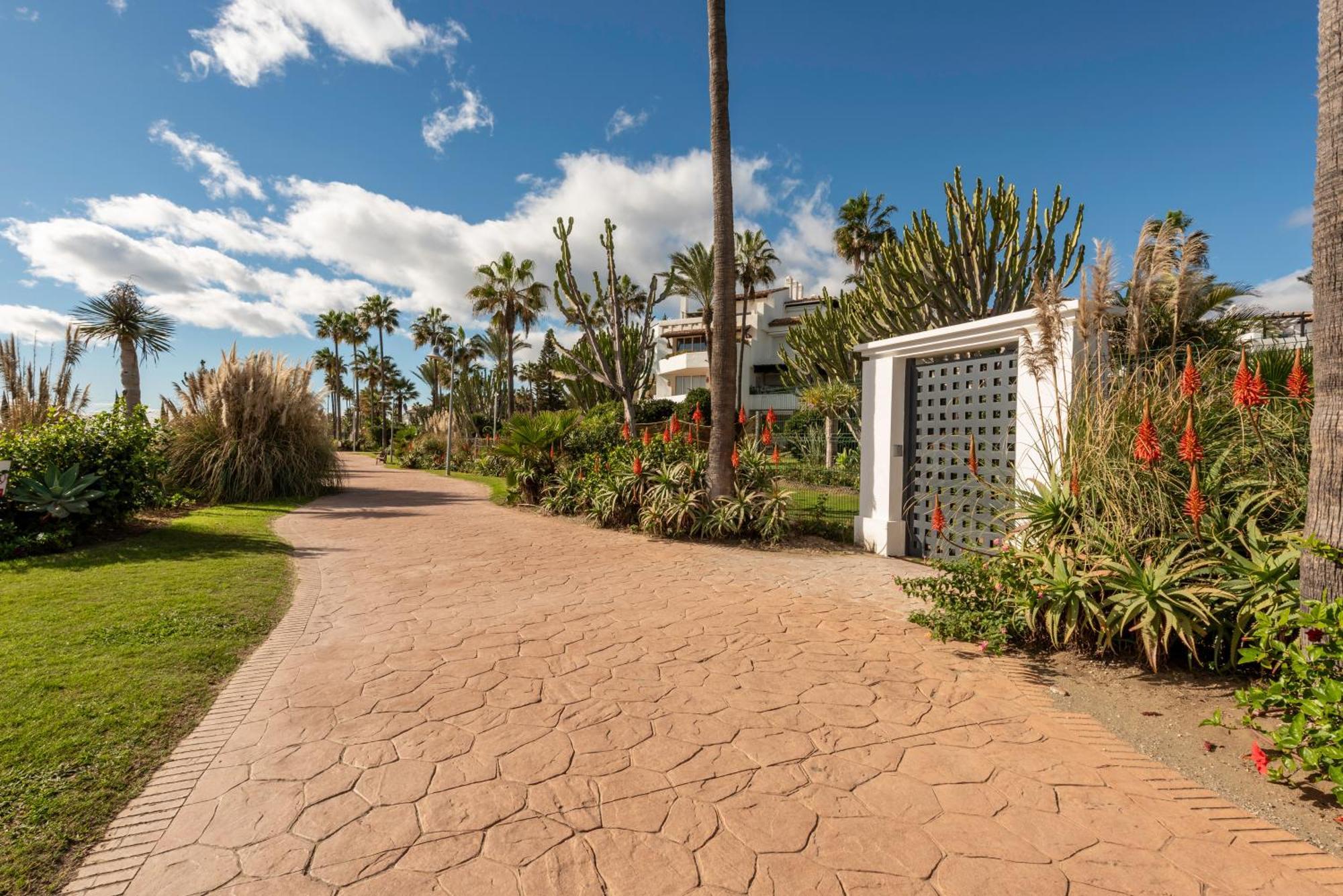 Apartment Afrodite - Frontline Estepona