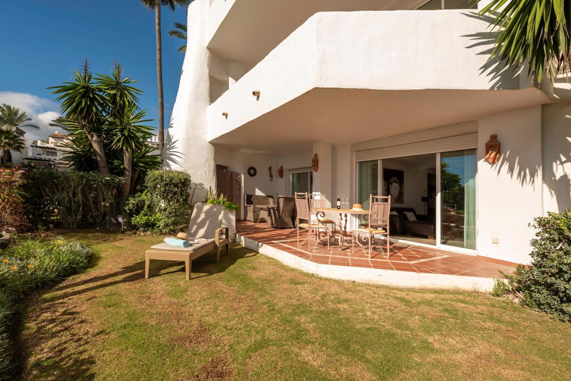 Apartment Afrodite - Frontline Estepona