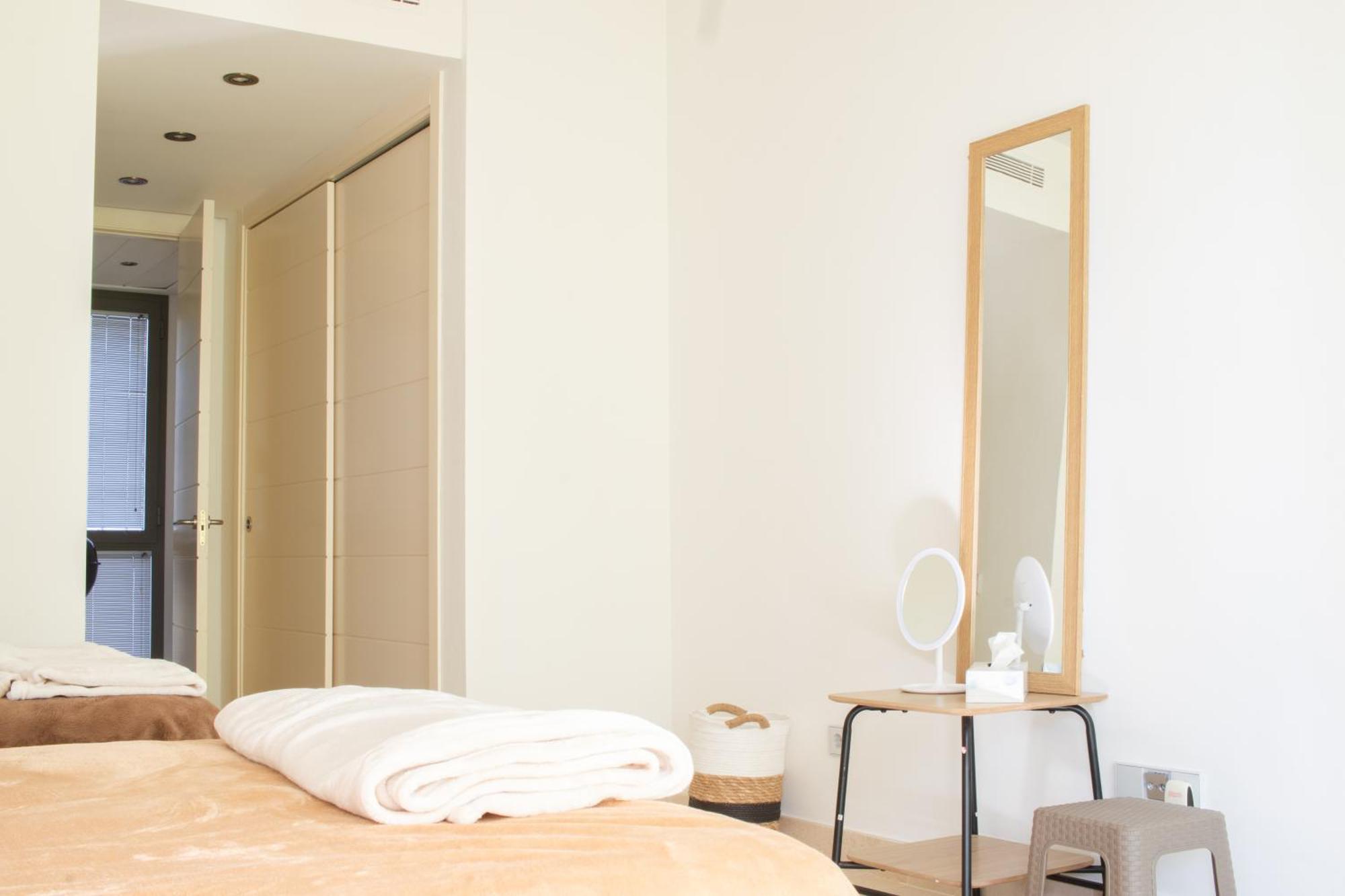 Apartment Bajo Moderno Con Estilo Boho Estepona