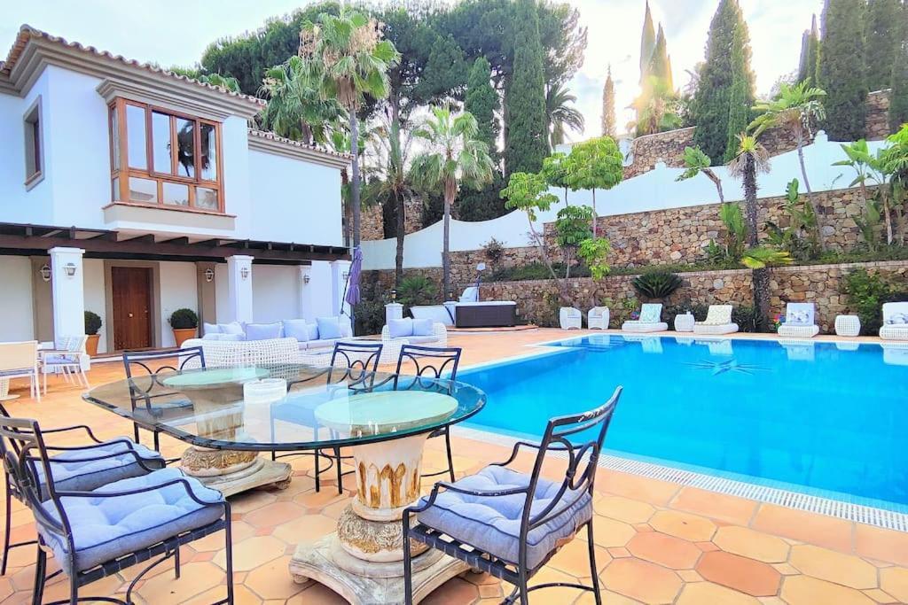 10 Bedroom Palace Huge Garden, Sea View! Villa Estepona