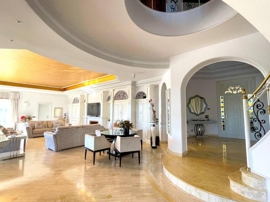 10 Bedroom Palace Huge Garden, Sea View! Villa Estepona