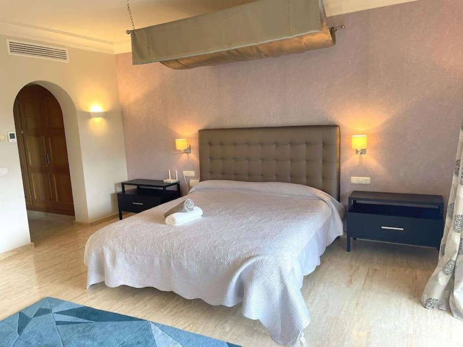 10 Bedroom Palace Huge Garden, Sea View! * Estepona