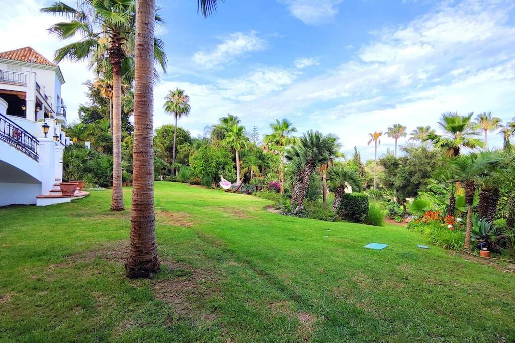 10 Bedroom Palace Huge Garden, Sea View! Villa Estepona