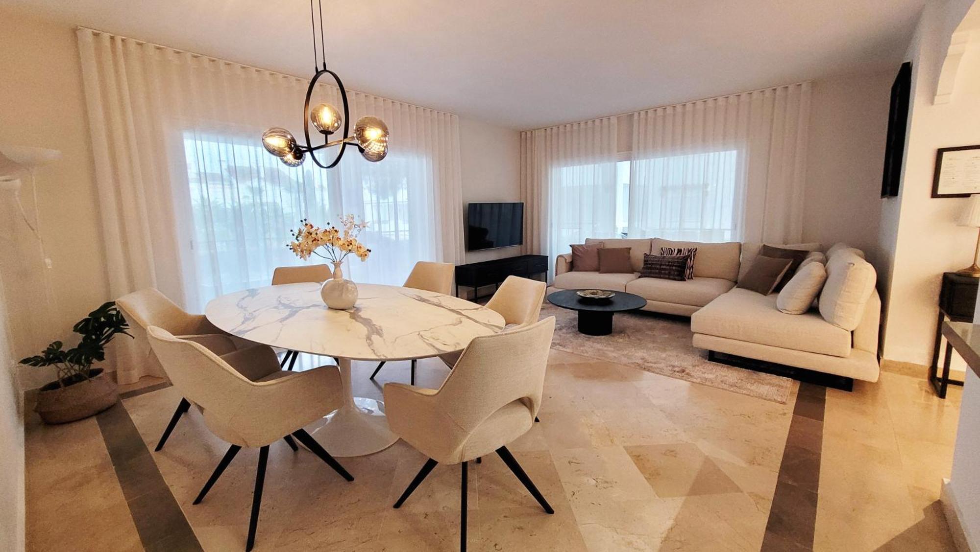 In El Presidente Side New Golden Mile Apartment