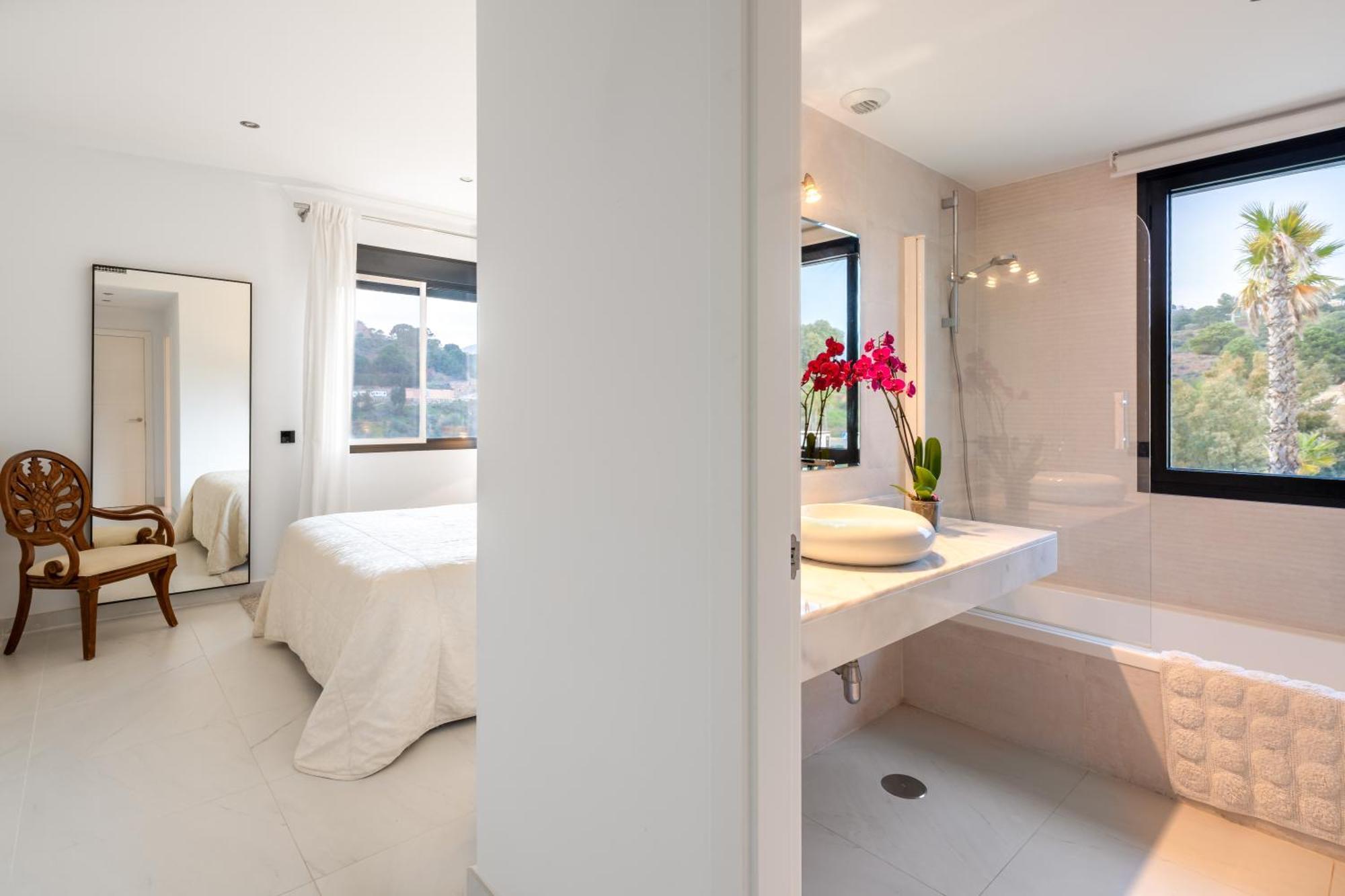 Luxury 2 Bedroom