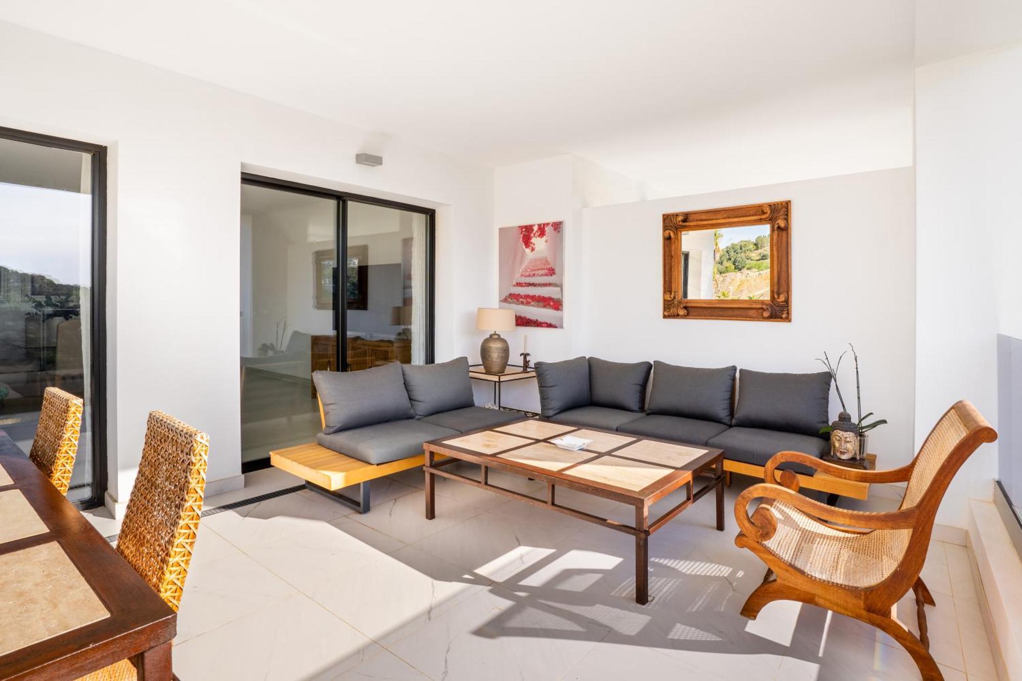 Apartment Luxury 2 Bedroom