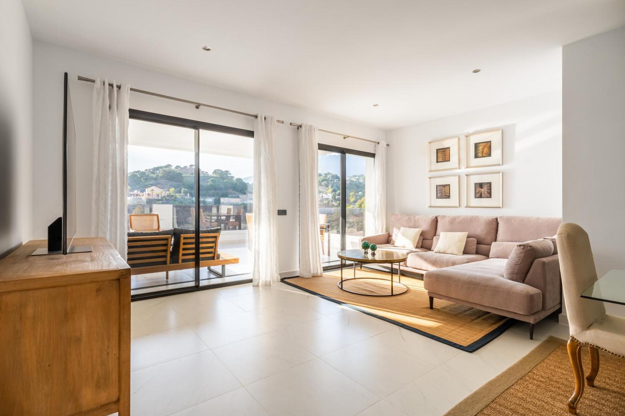 Luxury 2 Bedroom