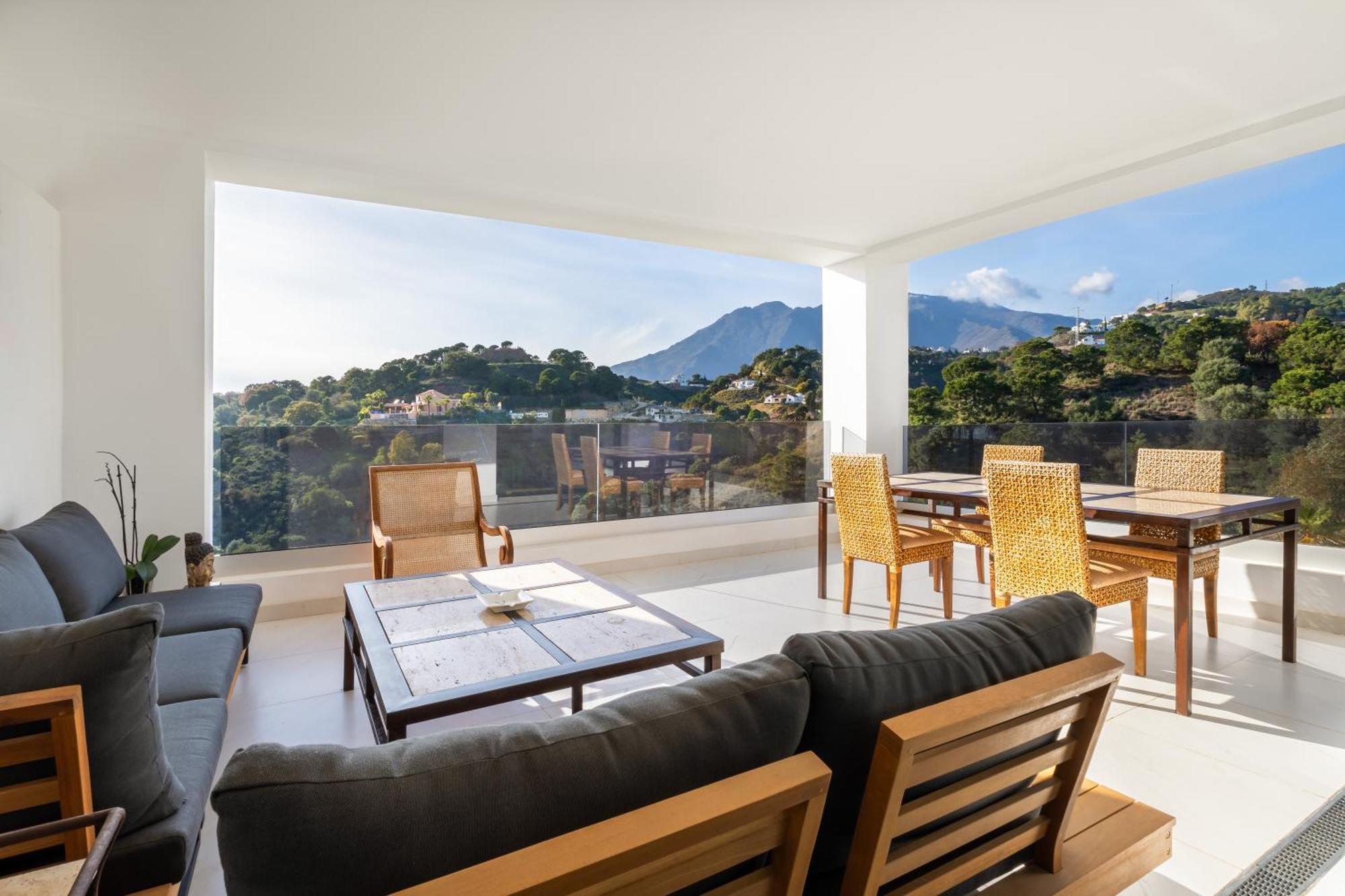 Apartment Luxury 2 Bedroom *