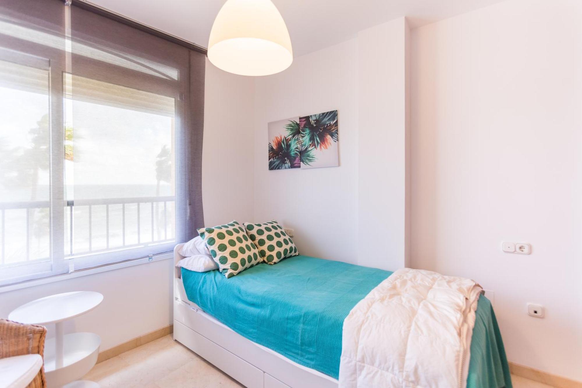Apartamento Bonito En Primera Línea De Playa Estepona