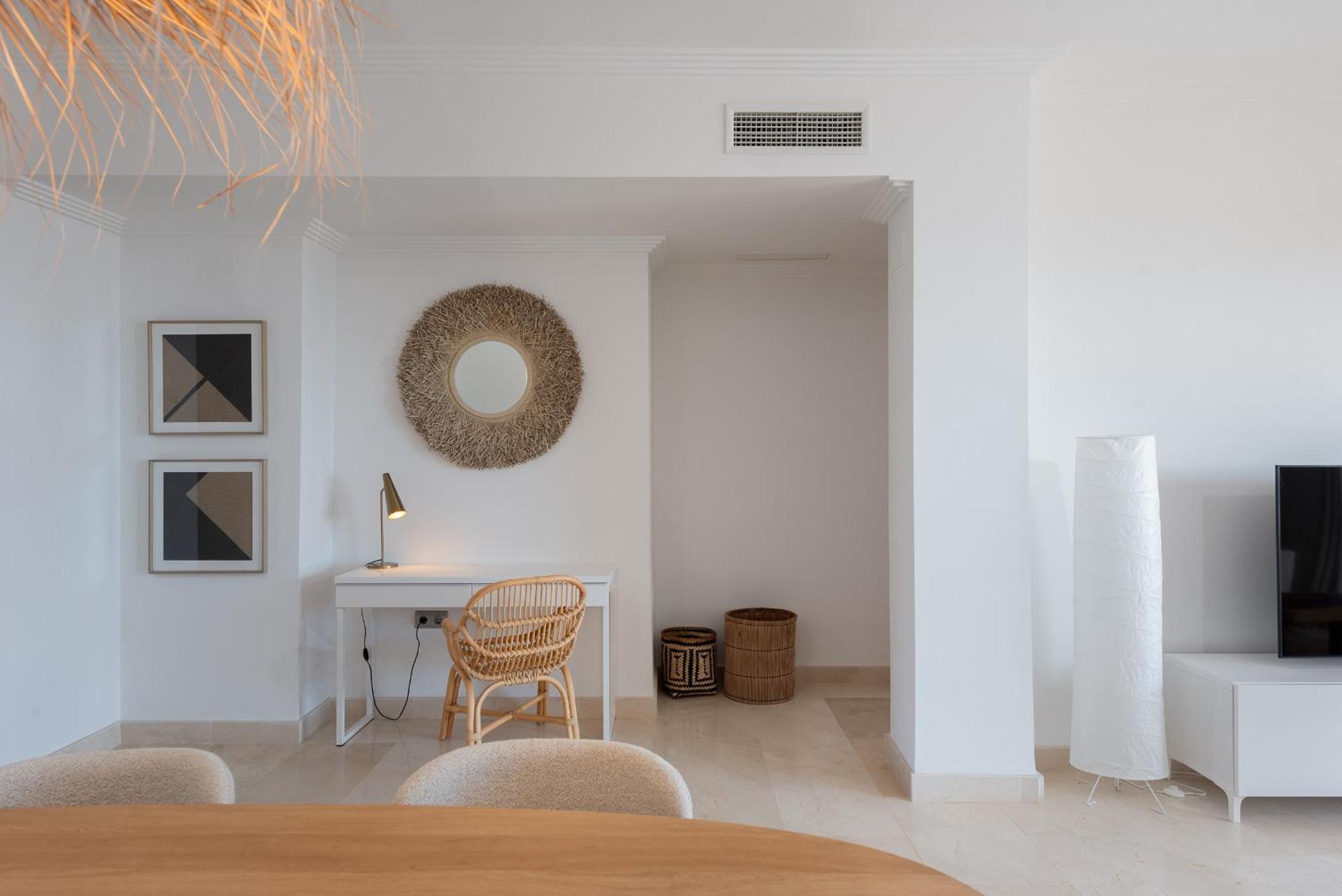 Apartment 2-bedroom Penthouse With Panoramic Scenery Estepona