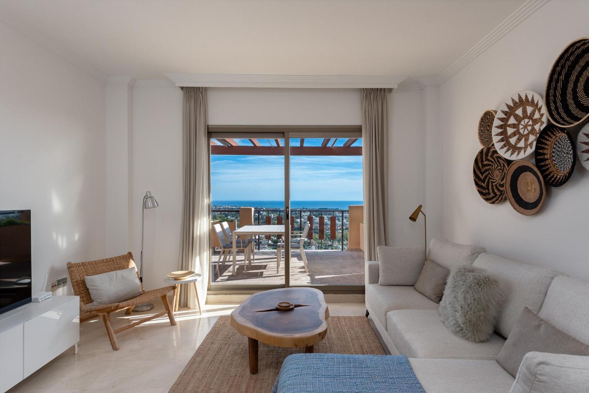 2-bedroom Penthouse With Panoramic Scenery Estepona