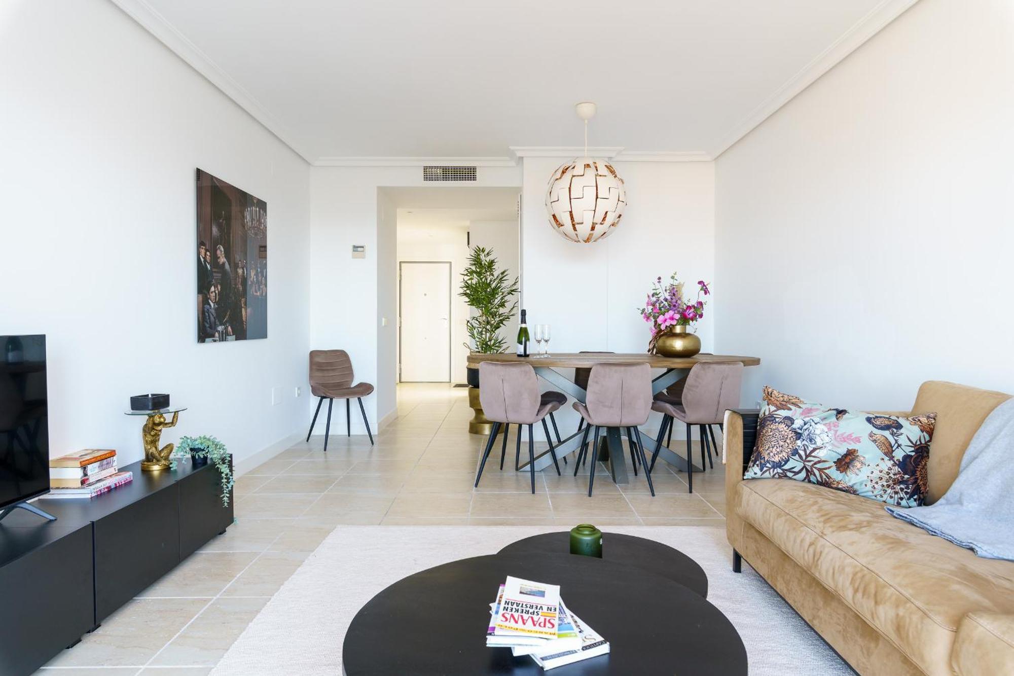 Luxe Golf & Family House Escape - Happy