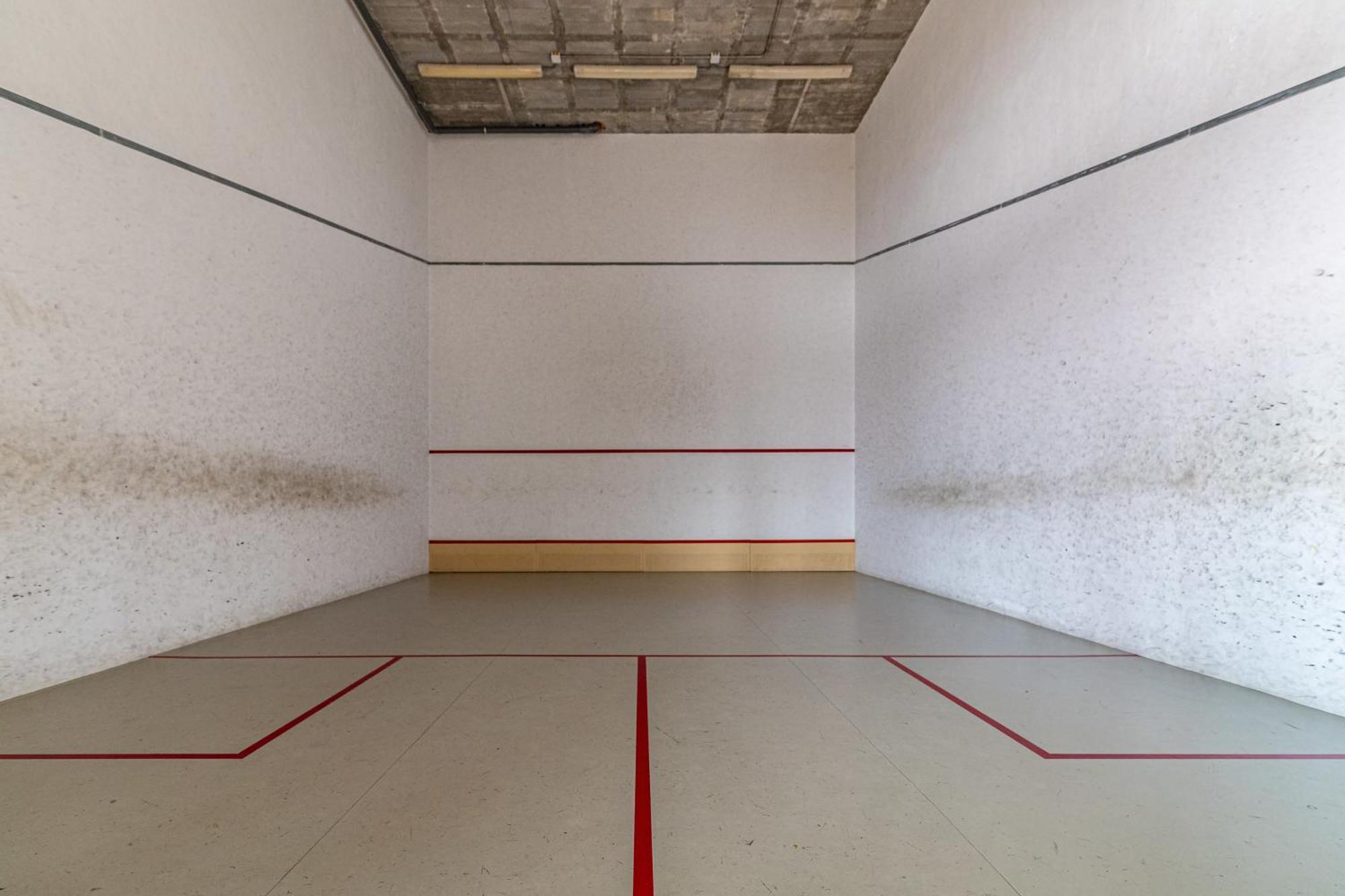 Piscina Climatizada Gym Jacuzzi Sauna Tennis *